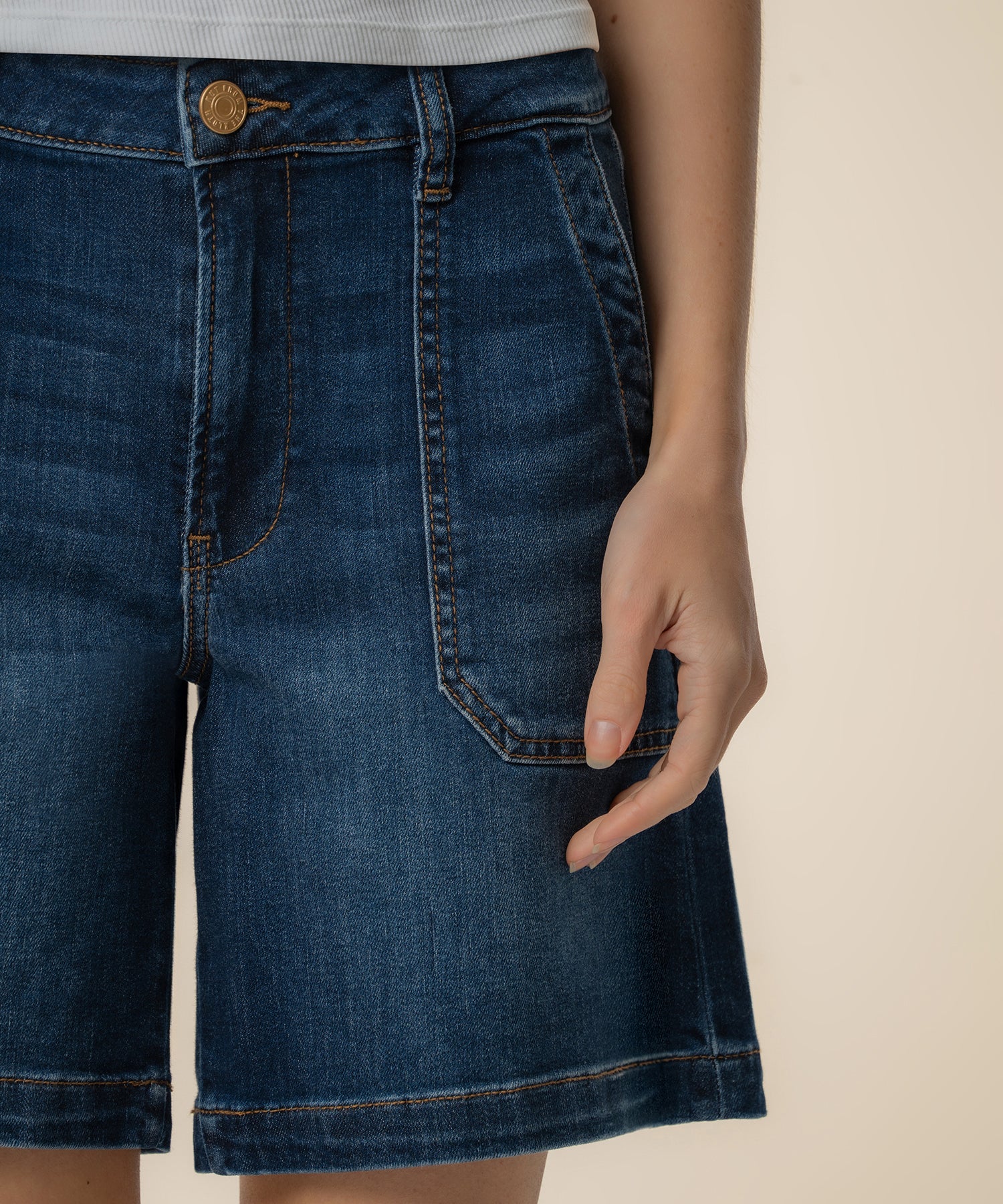 Hailey High Rise Bermuda Short, Exclusive in Comply Wash