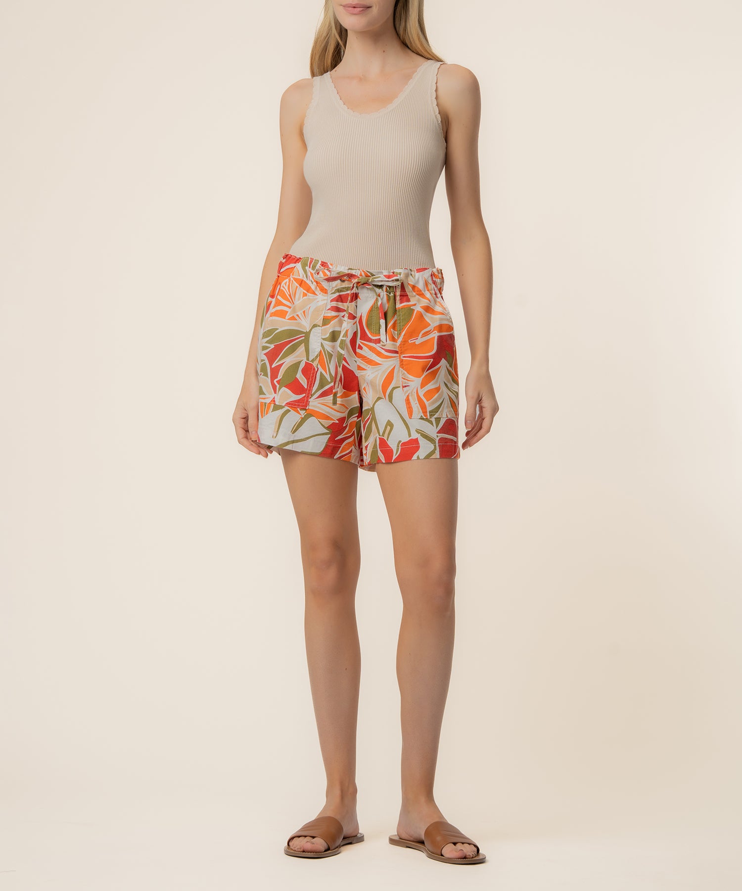 Katana Linen Drawstring Short in Red/Orange