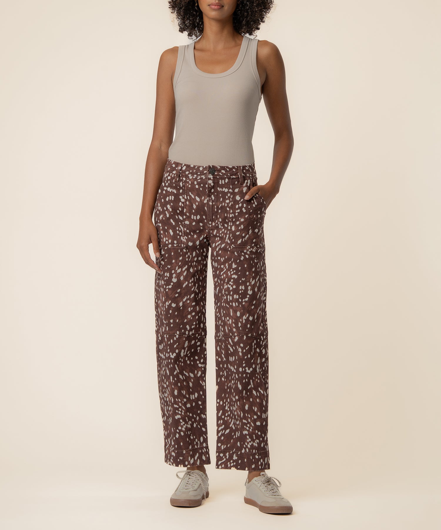 Ashton High Rise Relaxed Leg in Cocoa