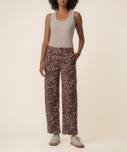 Ashton High Rise Relaxed Leg in Cocoa