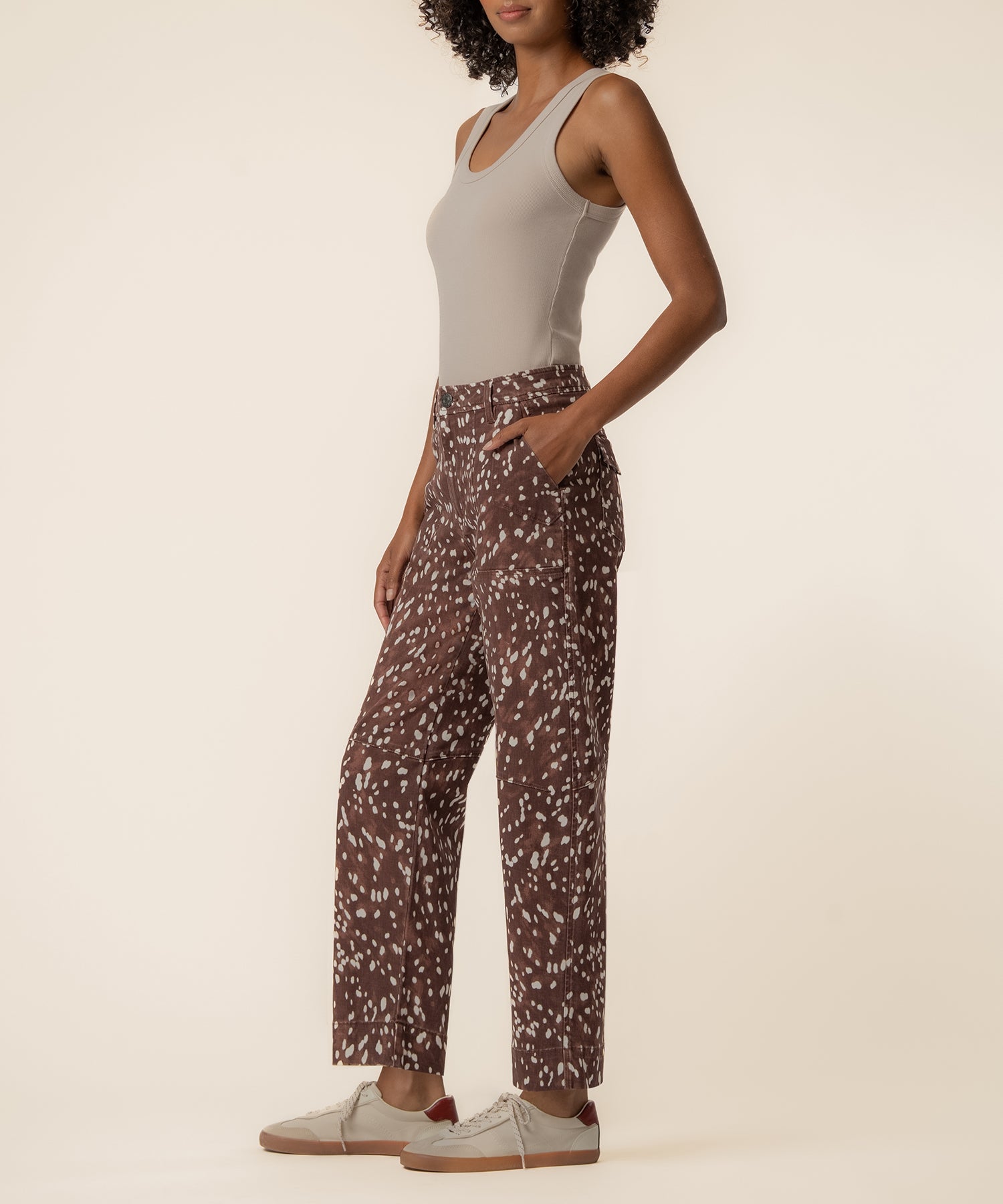Ashton High Rise Relaxed Leg in Cocoa
