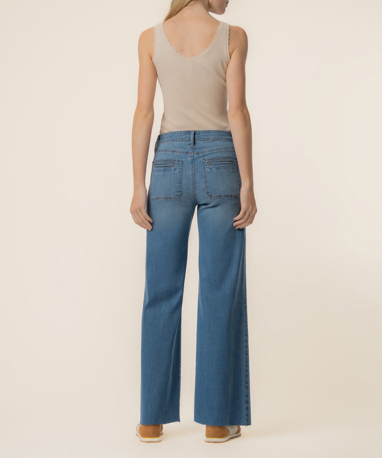 Meg High Rise Wide Leg, Petite in Sunny Wash