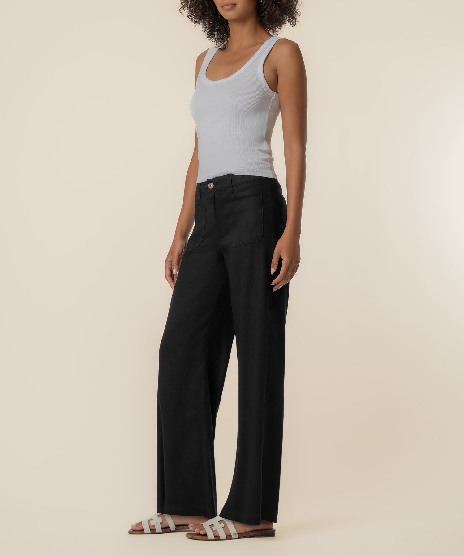 Meg Linen High Rise Wide Leg in Black - Kut from the Kloth