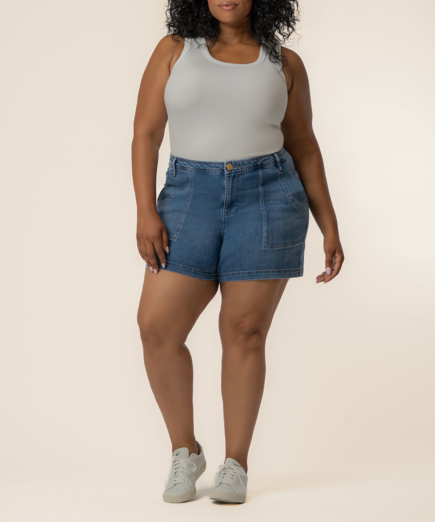 Ashton High Rise Short, Plus in Venture Wash