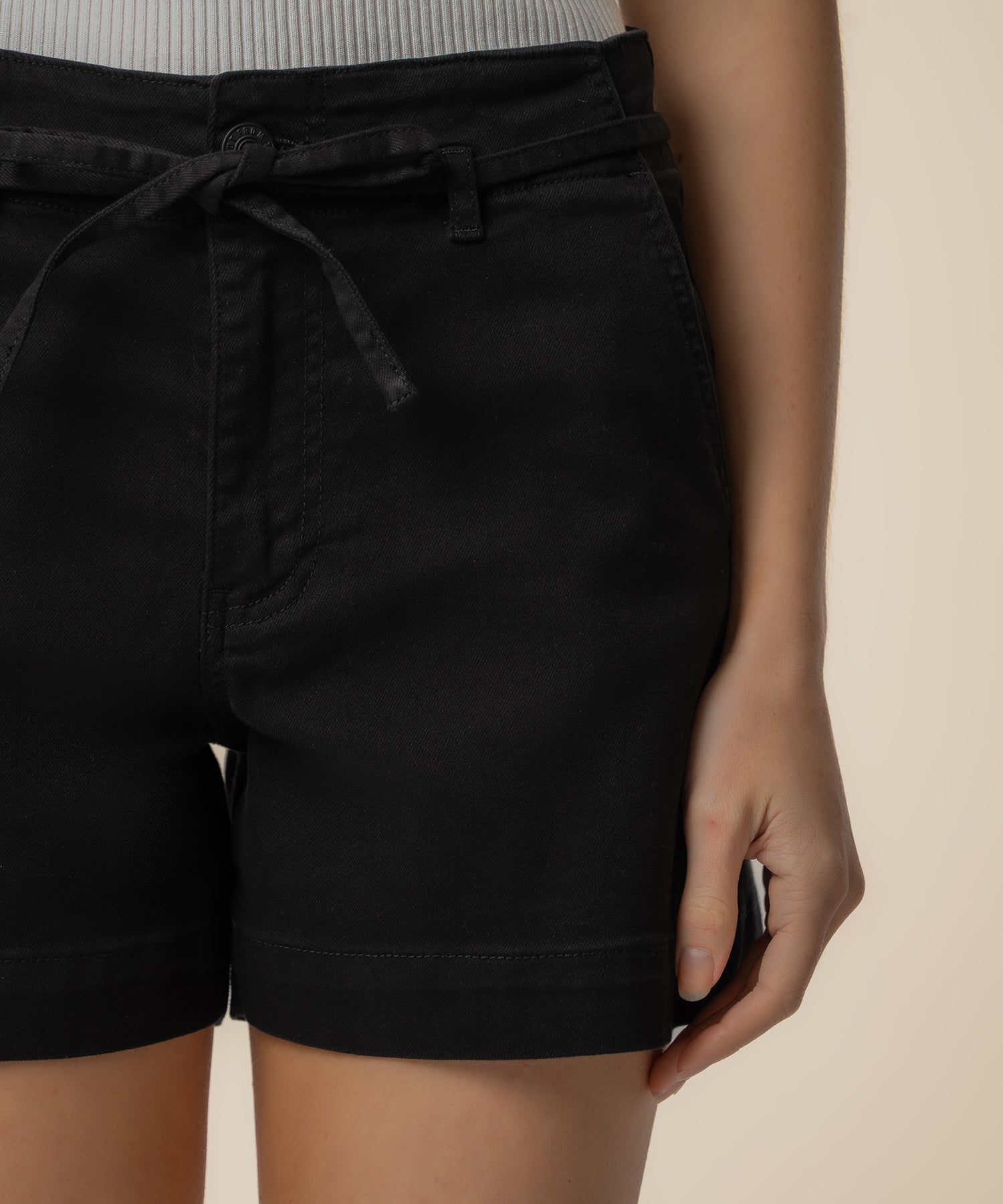 Jane High Rise Short, Exclusive in Black