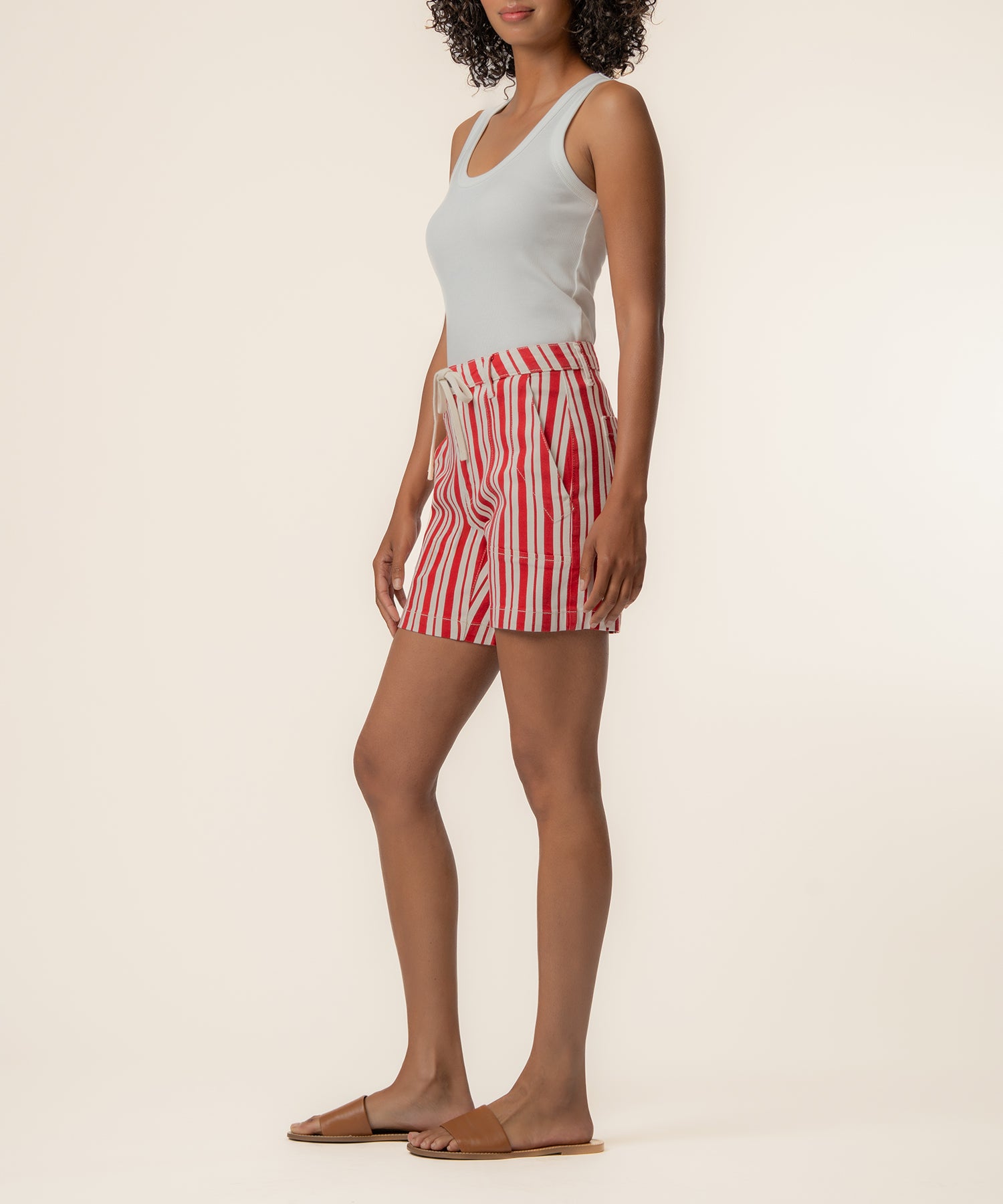 Ashton Twill Stripe Short, Exclusive in Red/Wht - Kut from the Kloth