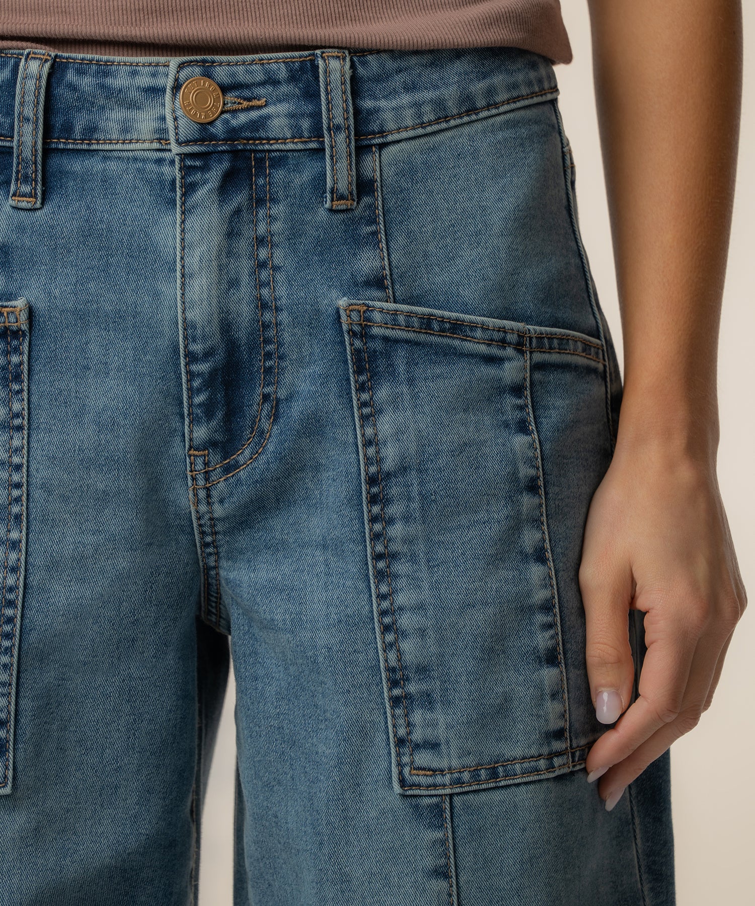 Ashton High Rise Barrel Leg, Exclusive in Wonder Wash