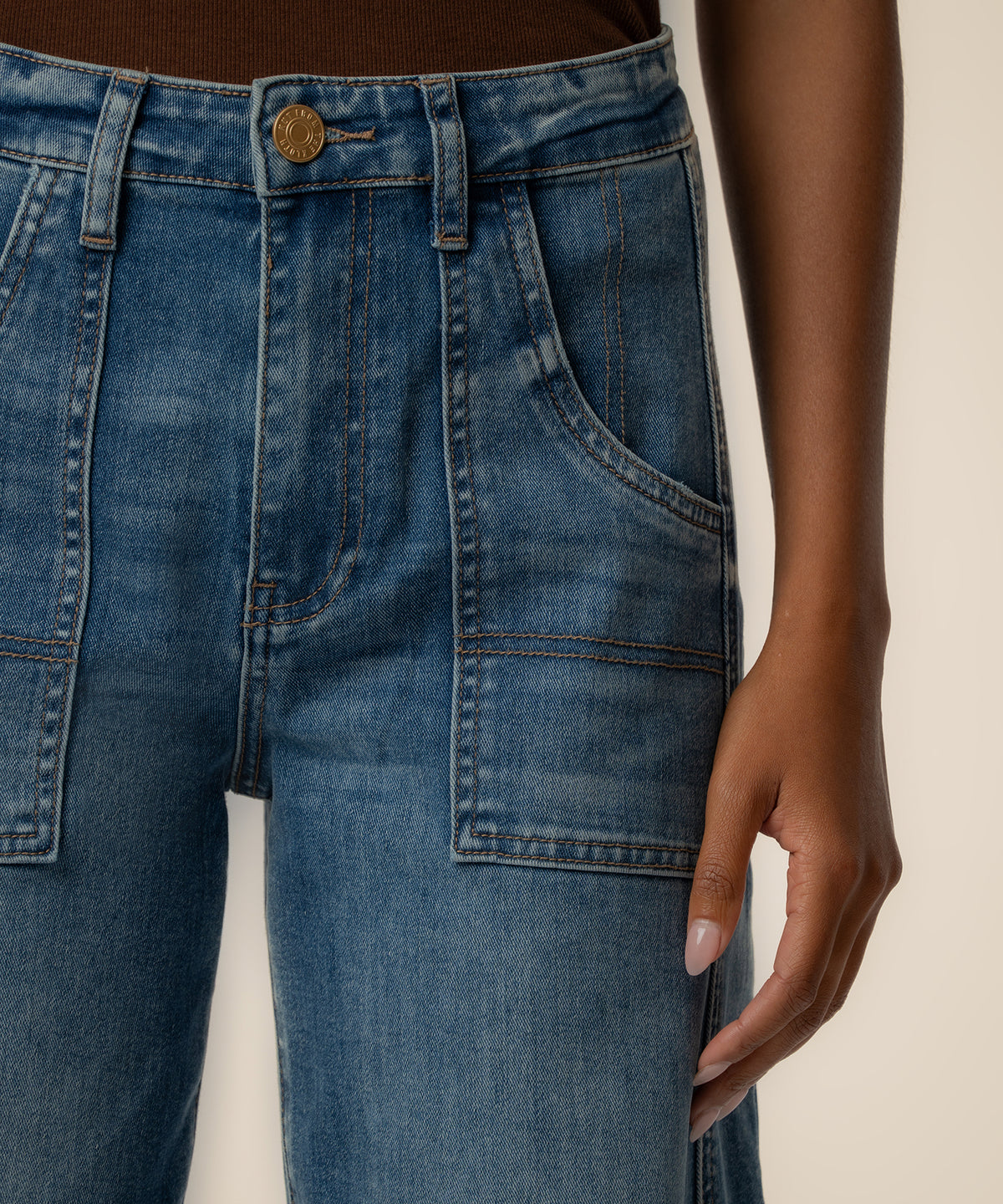 Ashton High Rise Relaxed Leg in Author Wash