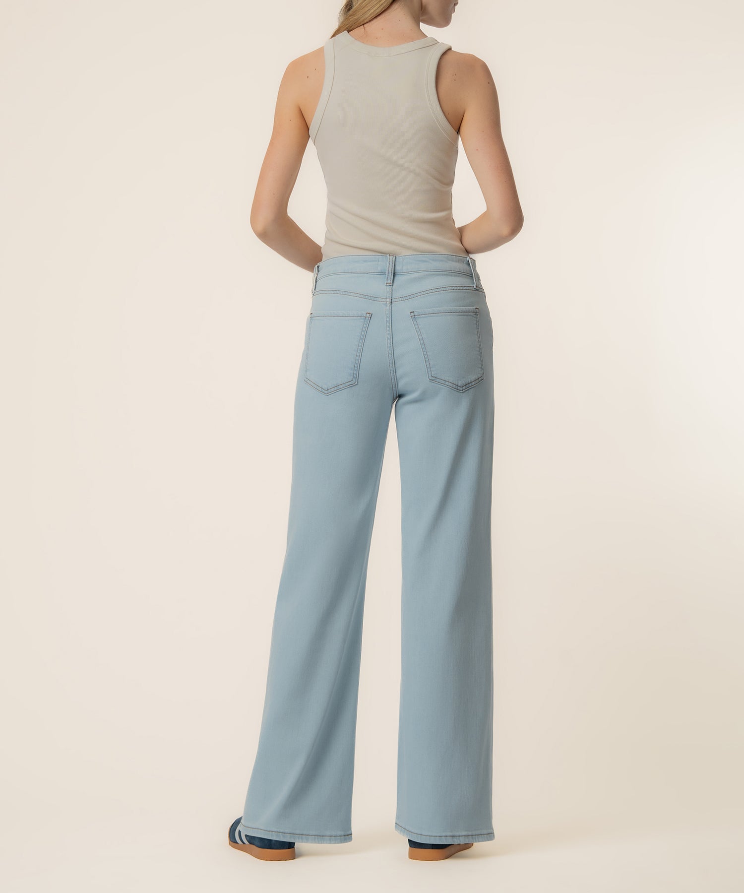 Maya High Rise Wide Leg in Unearthly Wash