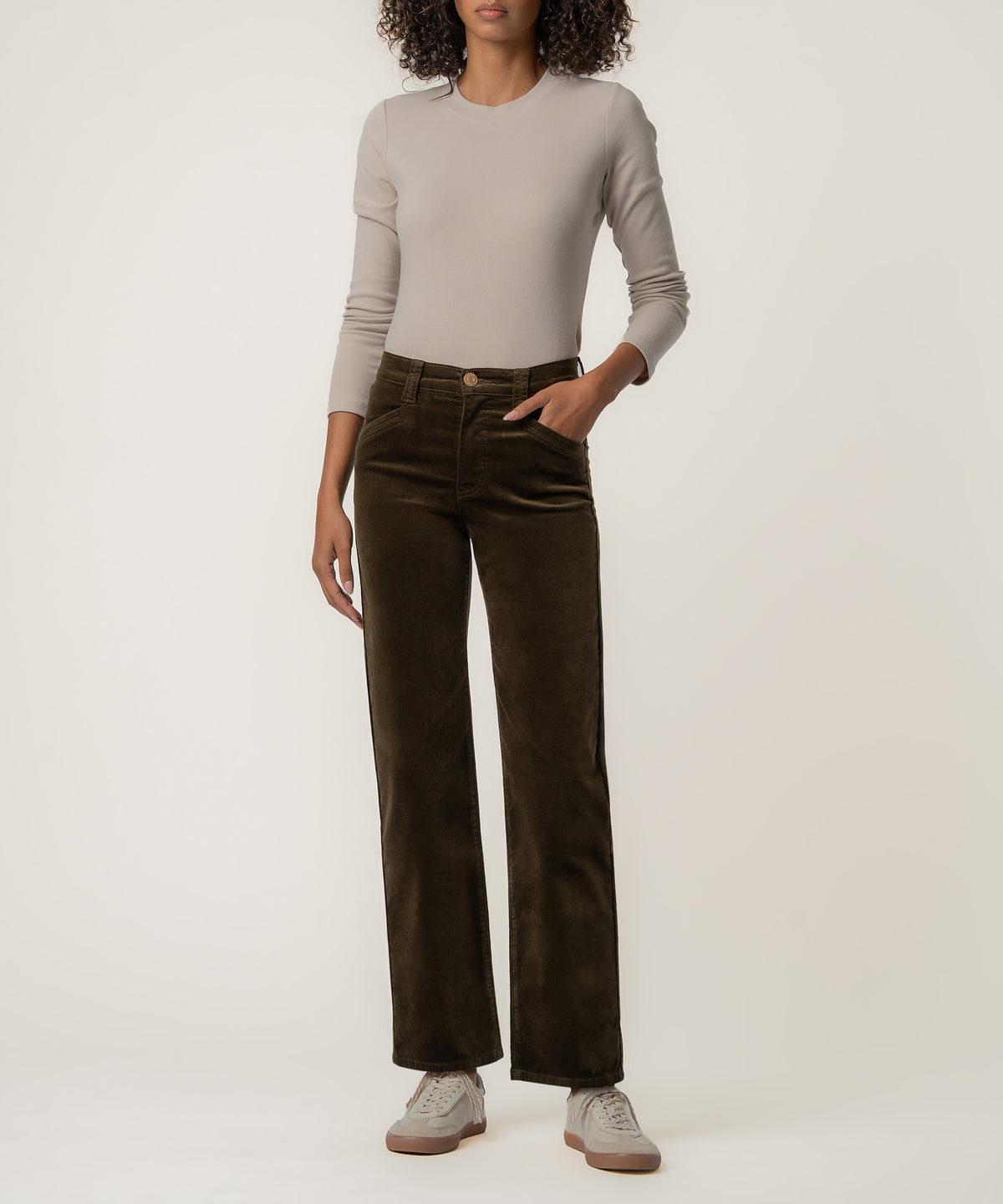 Avery Velveteen High Rise Straight Leg in Tobacco