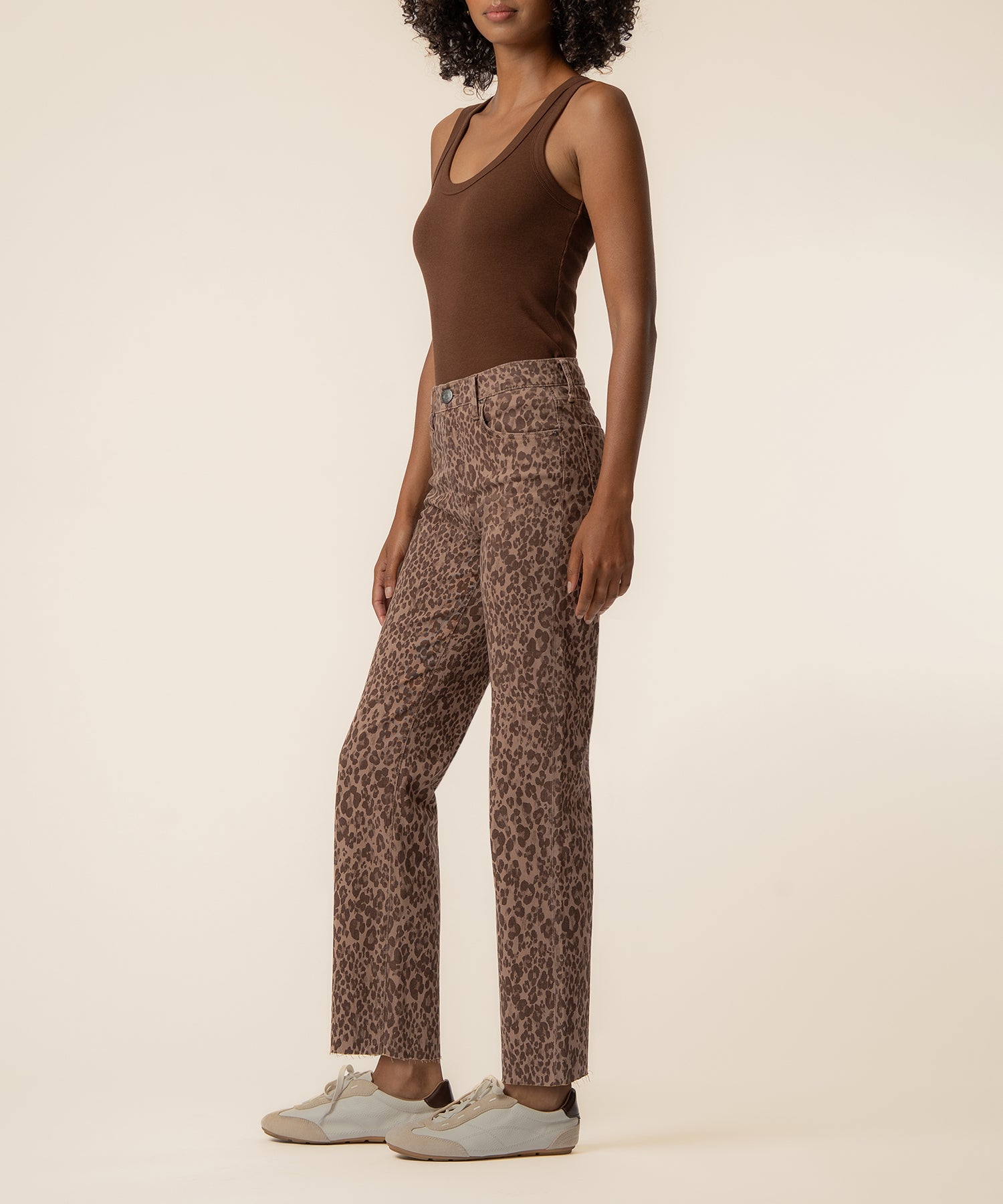 Avery High Rise Straight Leg Exclusive, Petite in Chestnut