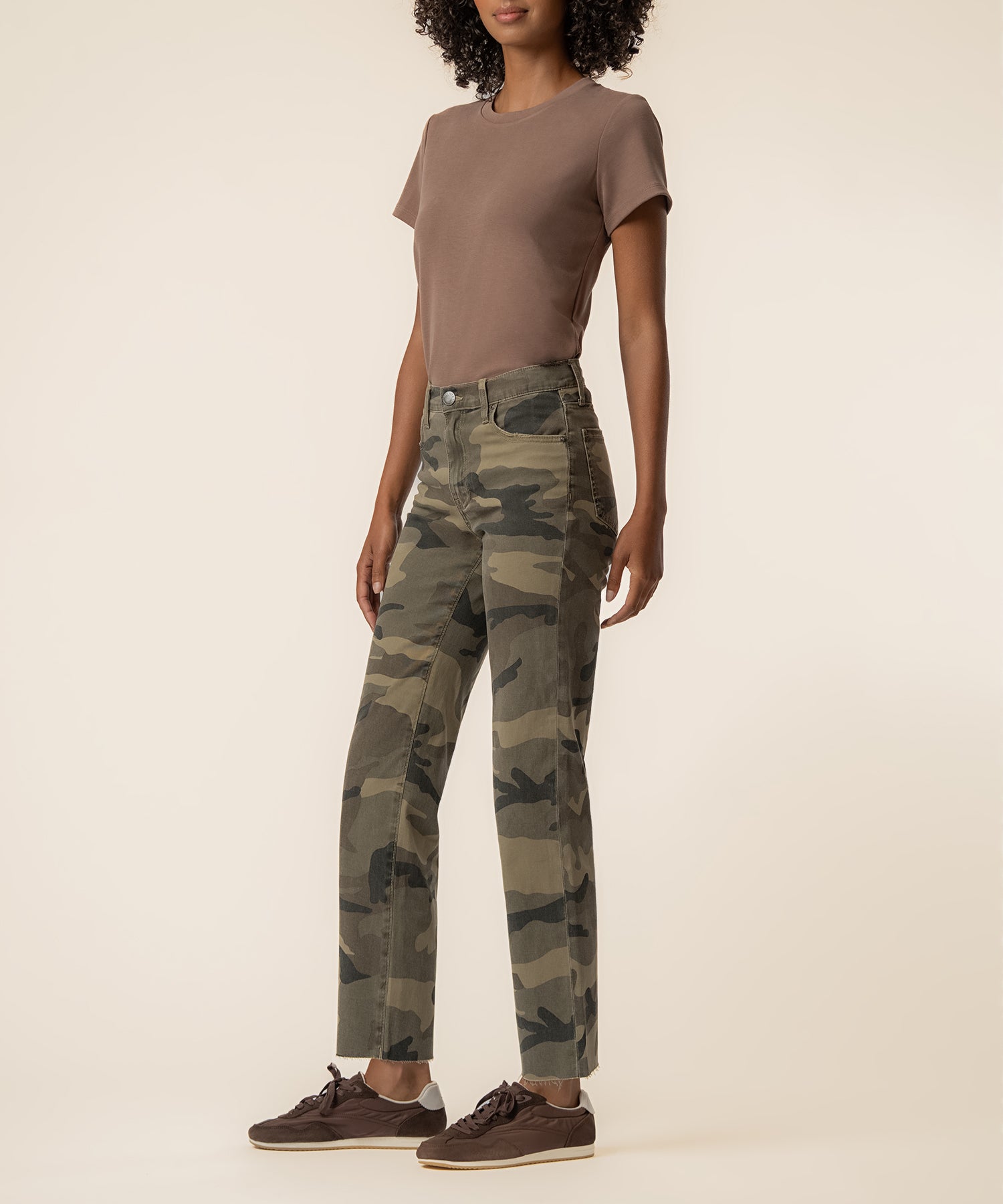 Avery High Rise Straight Leg Exclusive in Olive