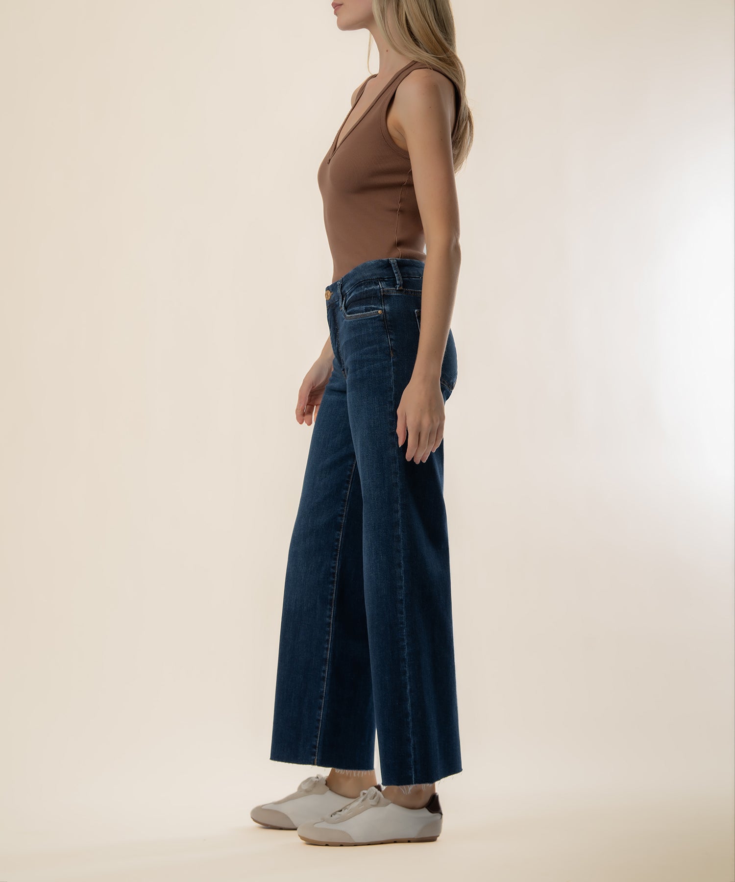 Meg High Rise Wide Leg in Exhibited Wash