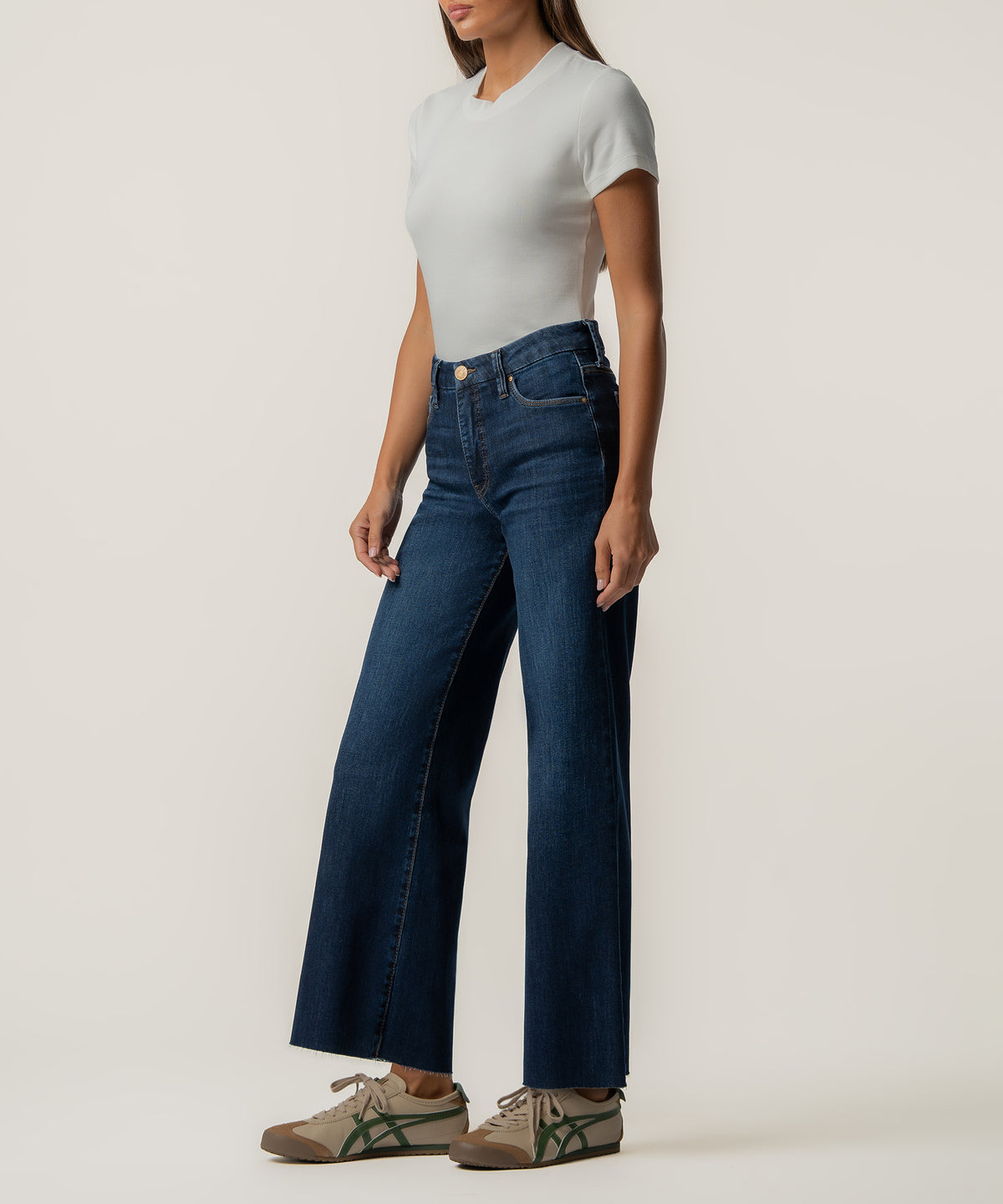 Meg High Rise Wide Leg in Innoxious Wash