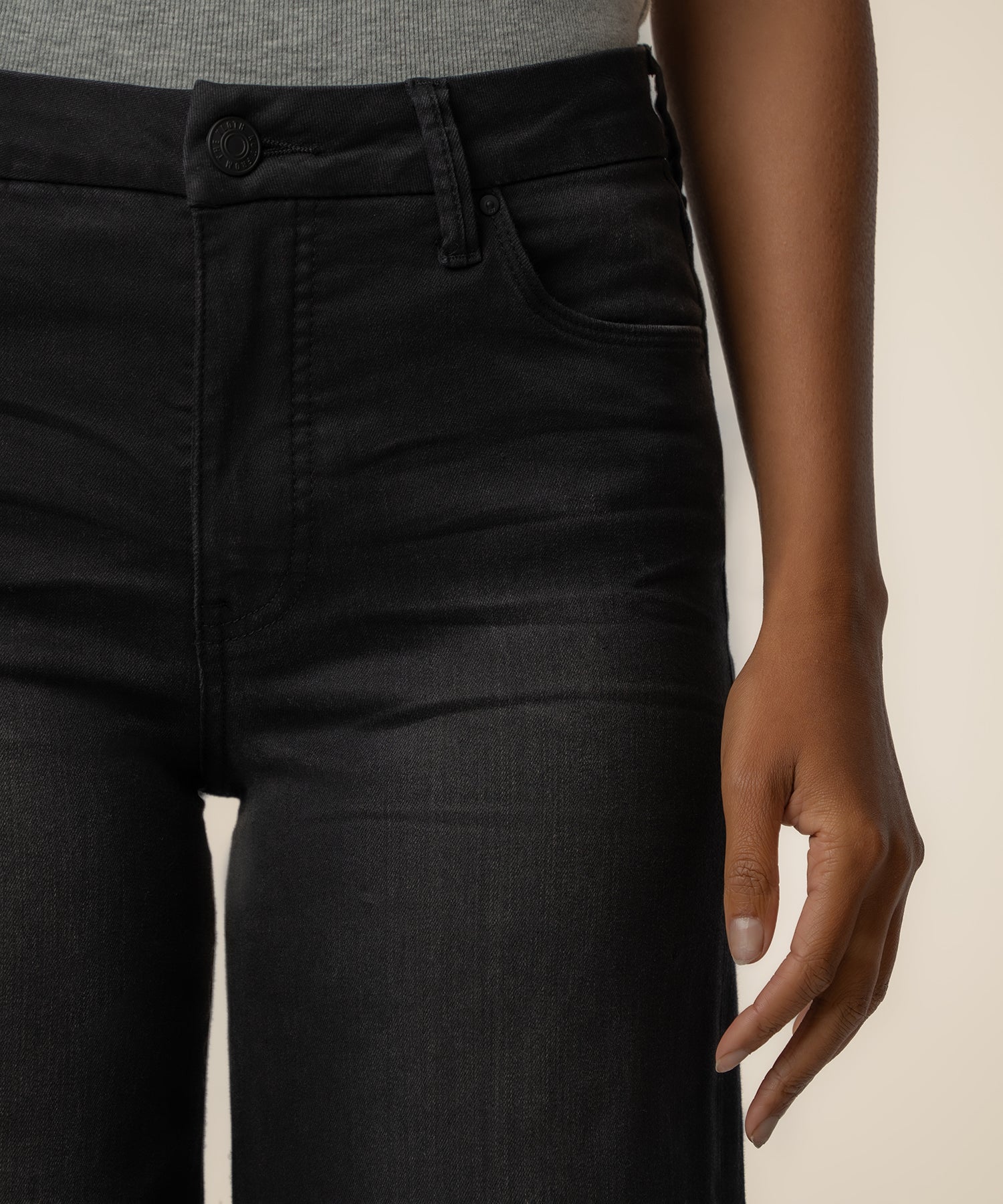 Meg High Rise Wide Leg, Petite in Experiences Wash