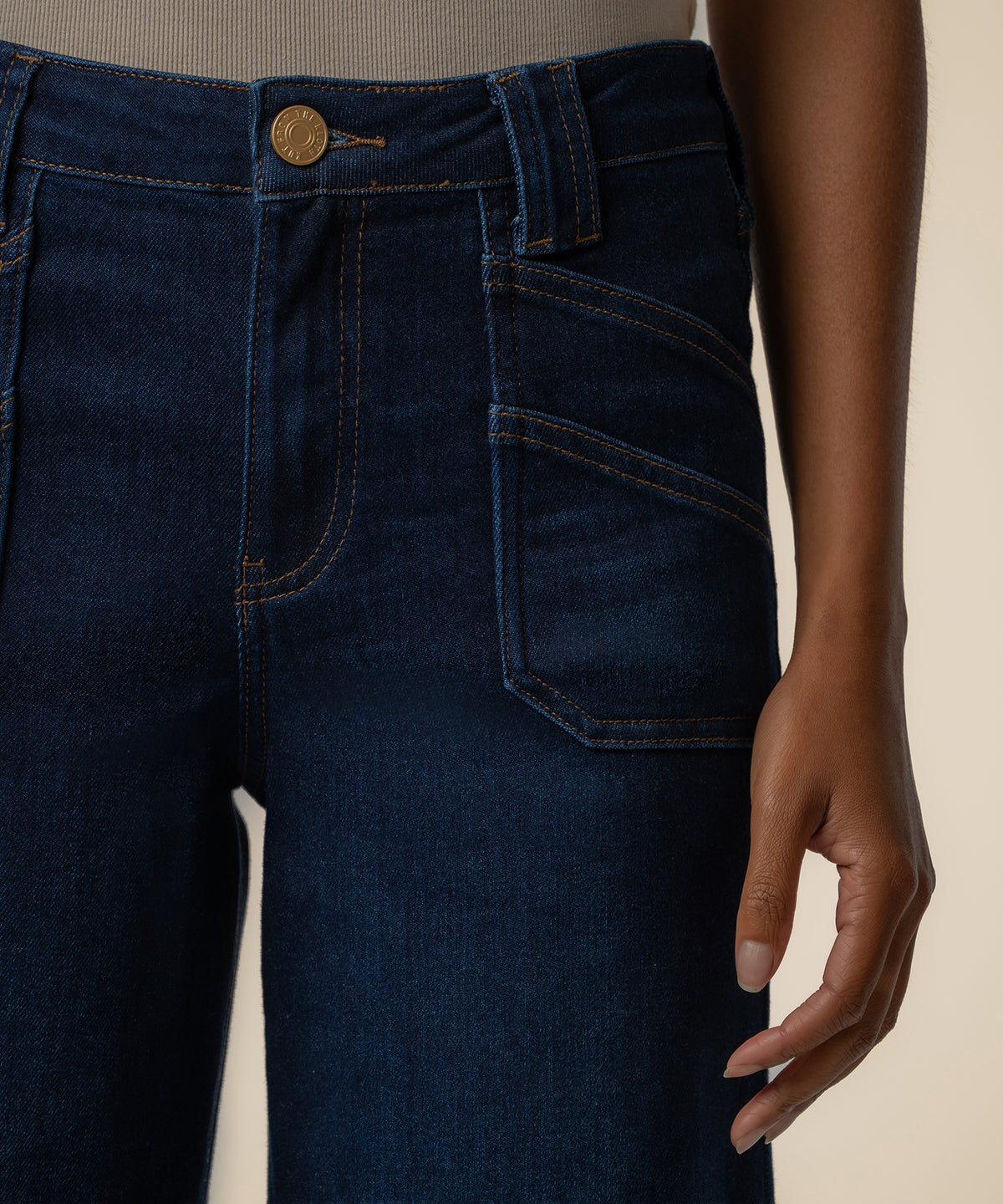 Meg High Rise Wide Leg, Petite in Director Wash