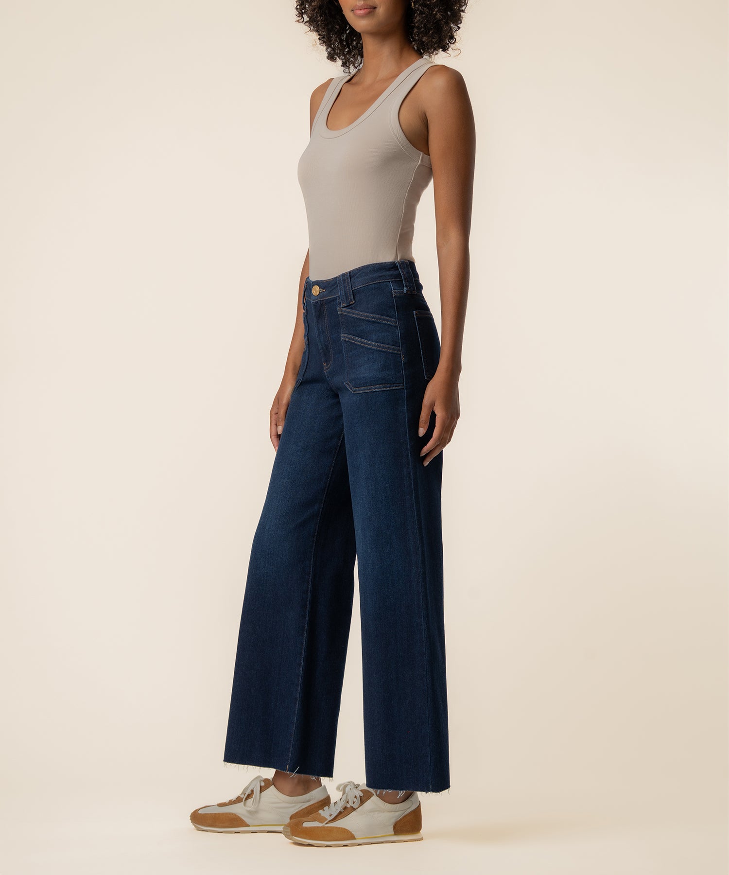 Meg High Rise Wide Leg, Petite in Director Wash