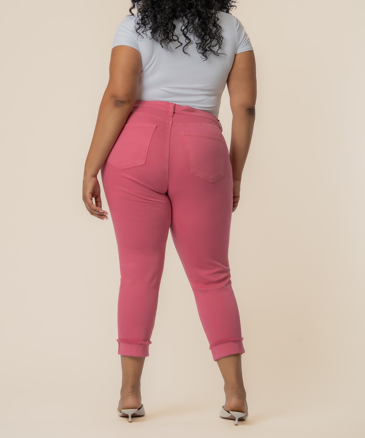 Amy Mid Rise Crop Straight Leg, Plus in Flamingo