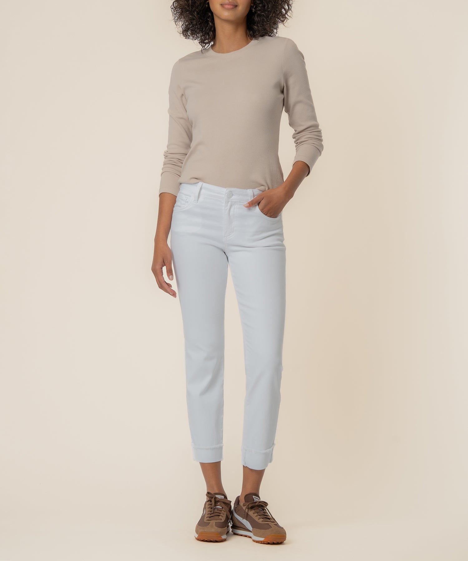 Amy Mid Rise Crop Straight Leg, Petite