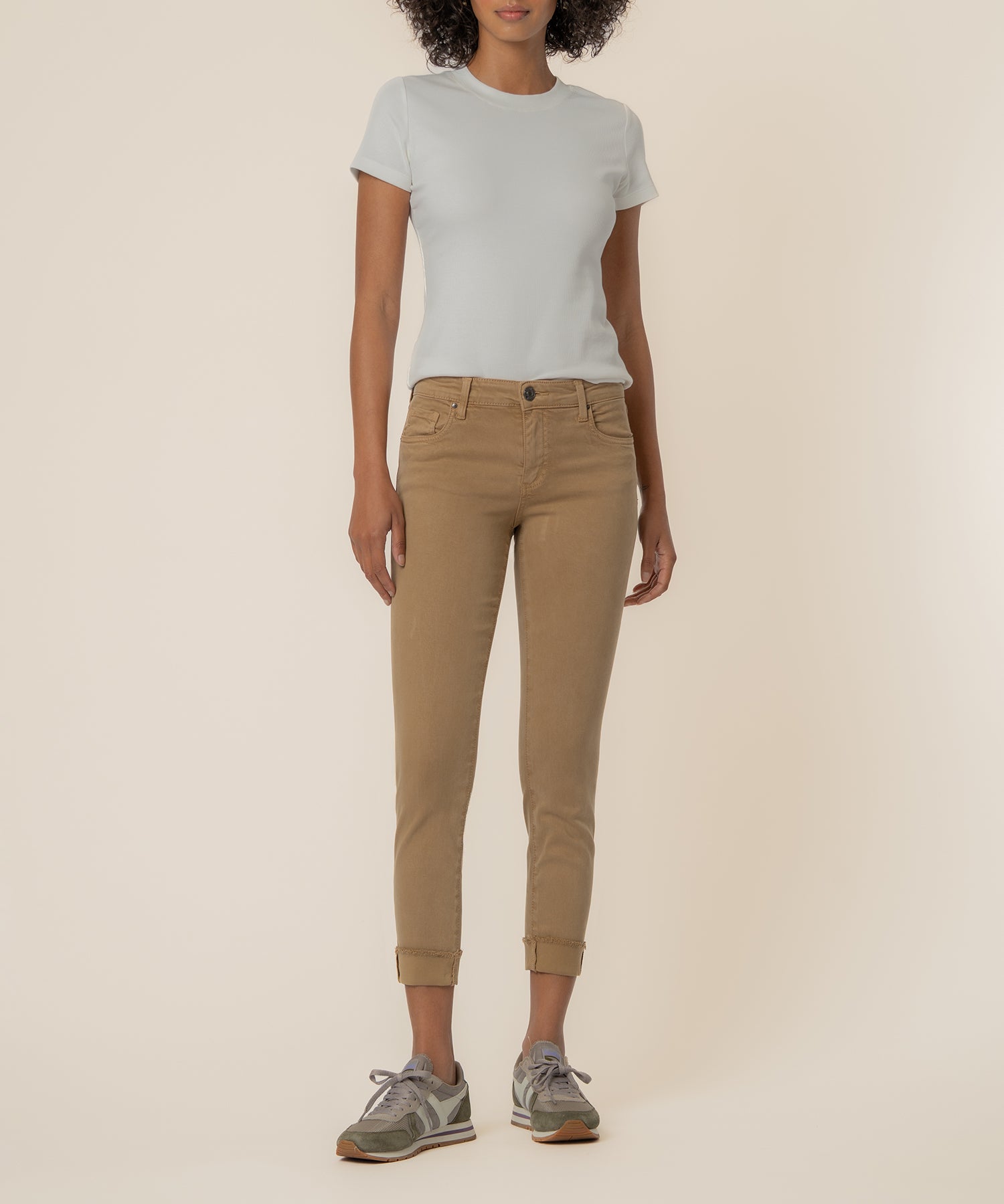 Amy Mid Rise Crop Straight, Petite