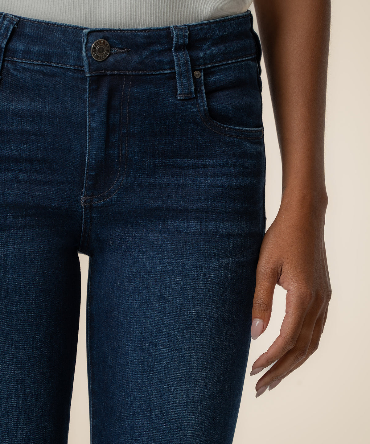 Natalie Mid Rise Flare, Petite in Glamour Wash