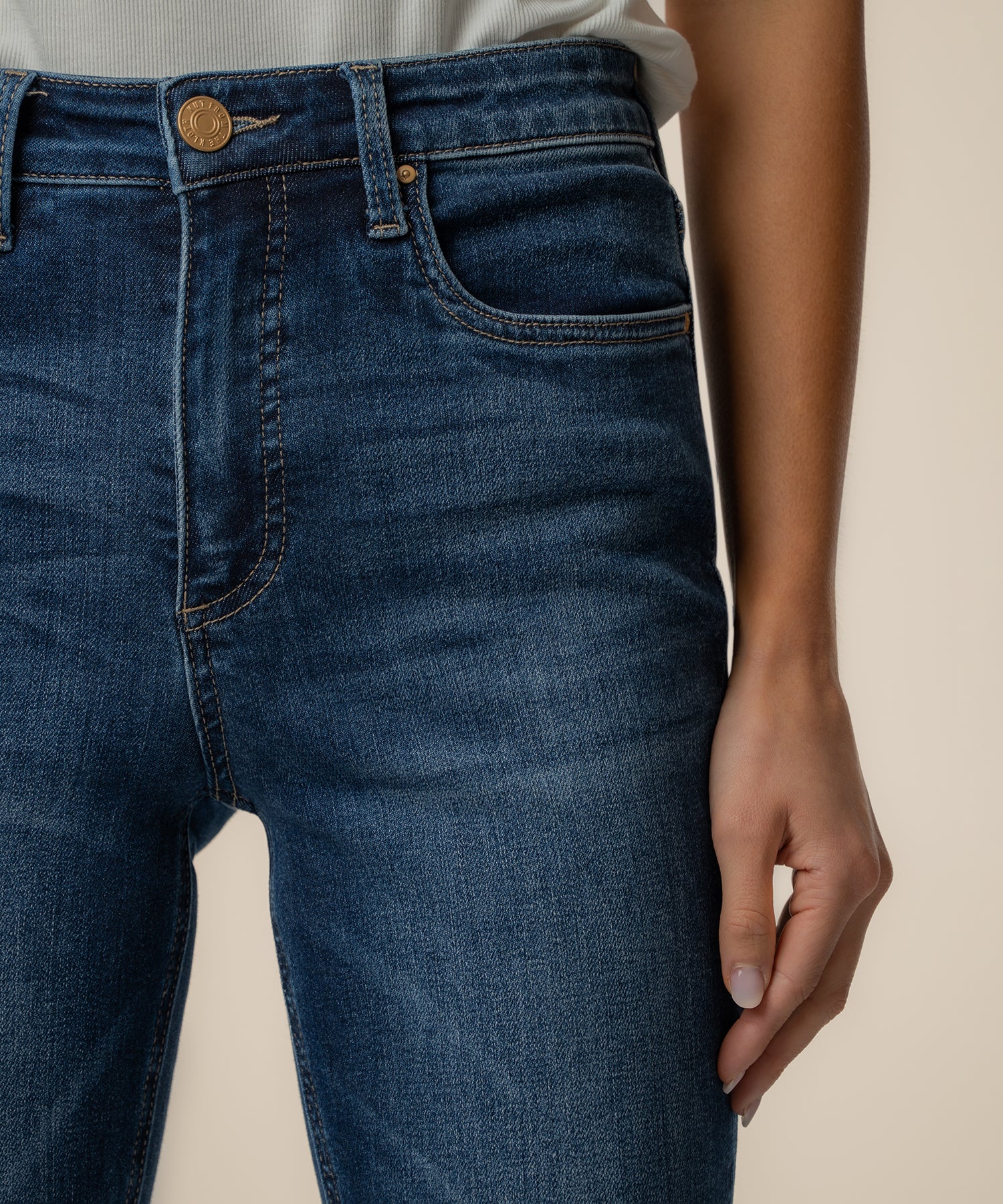 Rachael High Rise Mom Jean, Petite