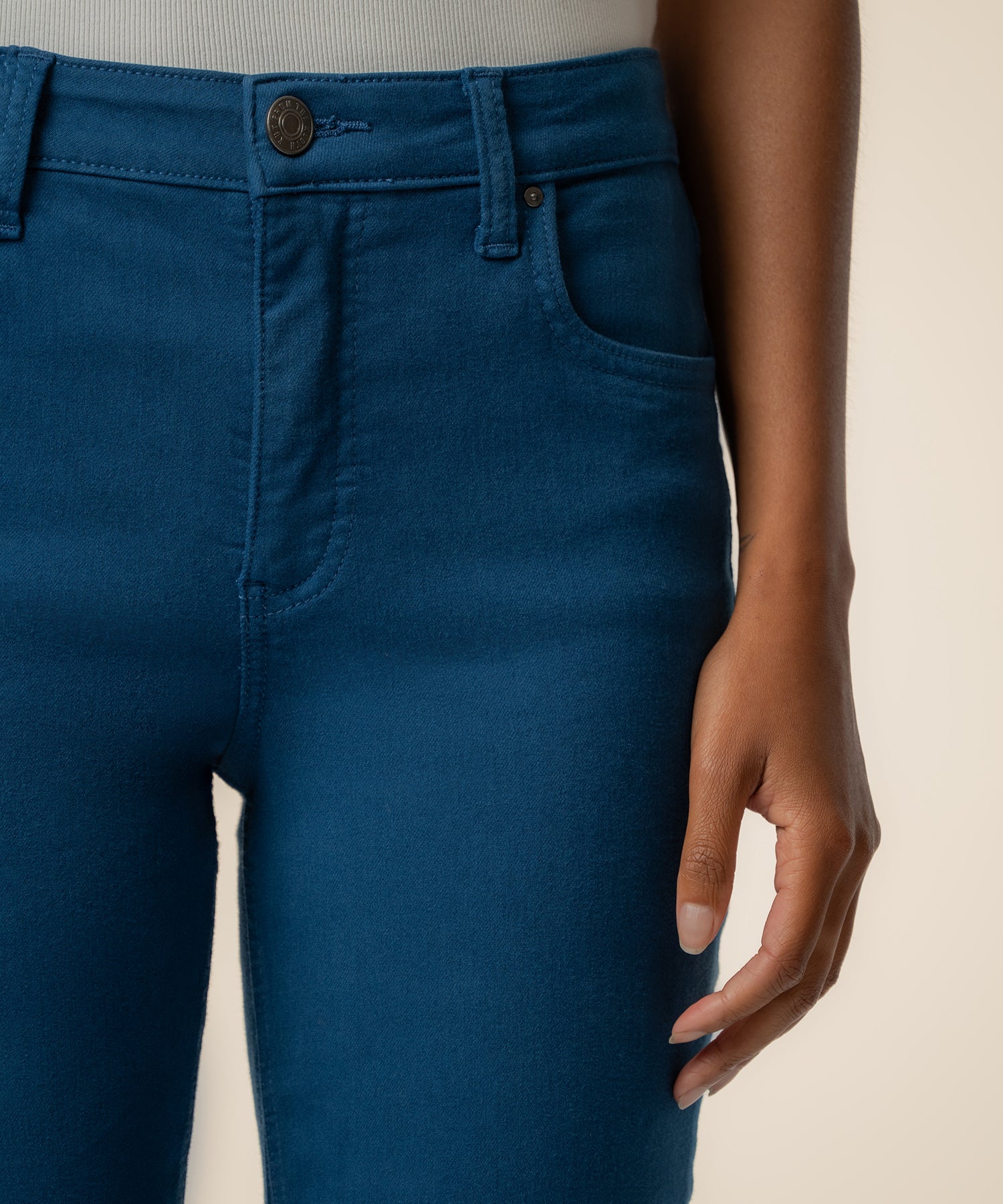 Kelsey Twill High Rise Ankle Flare in Marine Cup
