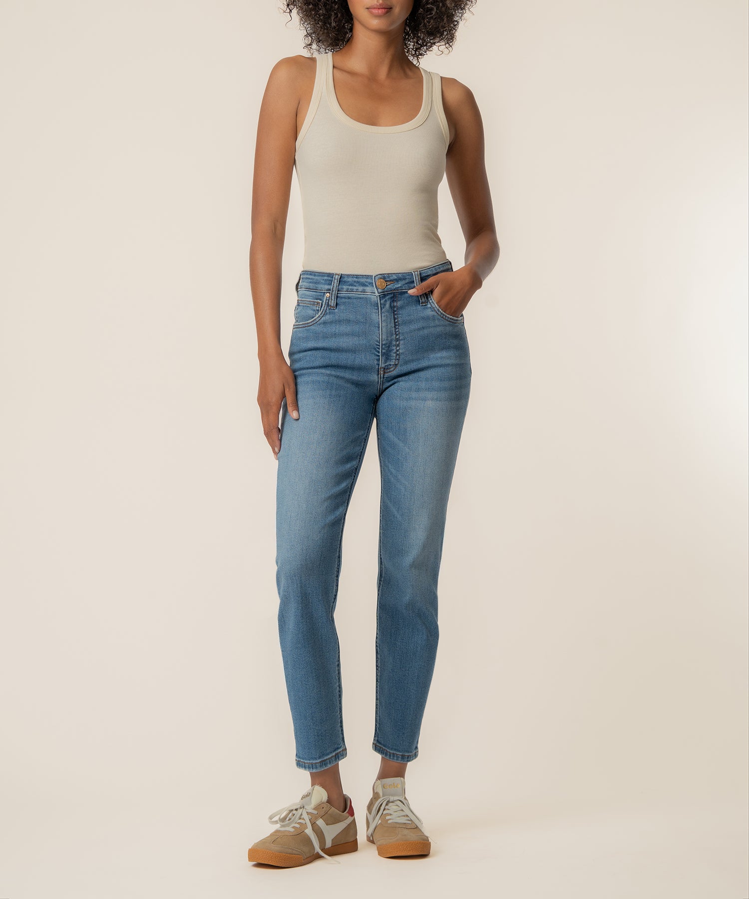 Rachael High Rise Mom Jean in Respond Wash