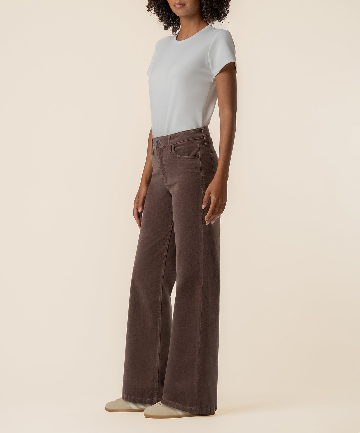 Jean Corduroy High Rise Wide Leg in Mocha