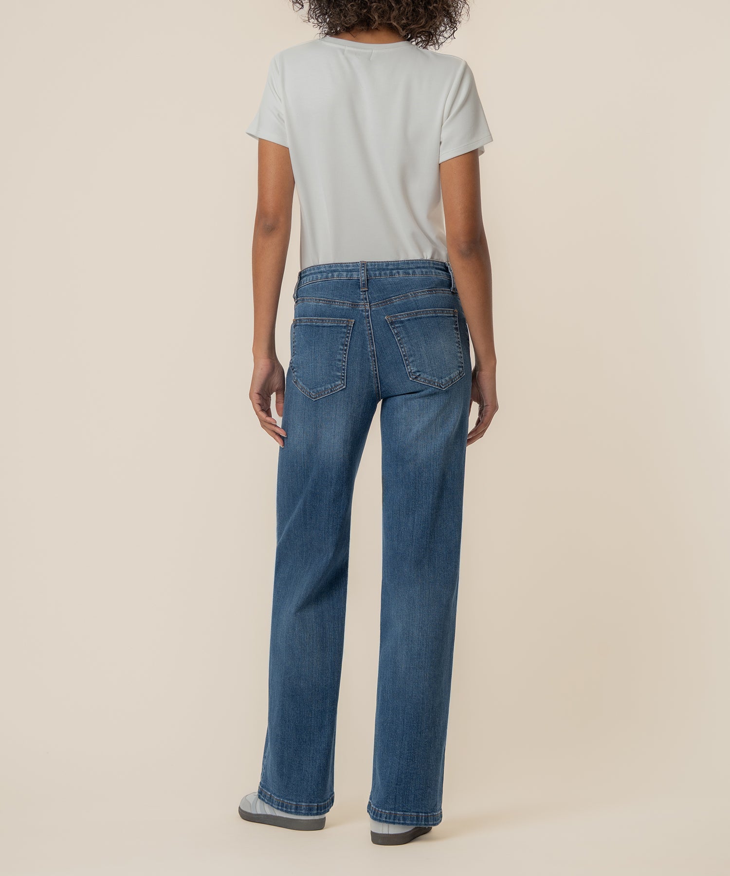 Jean High Rise Wide Leg in Shiny Wash