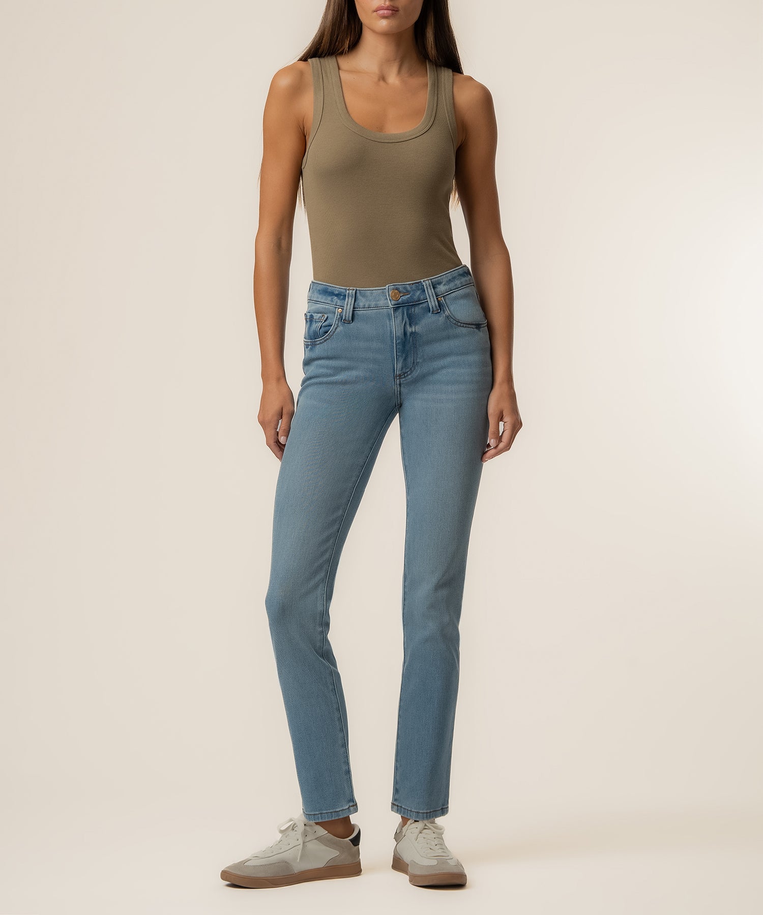 Stevie Mid Rise Straight Leg, Petite in Certify Wash