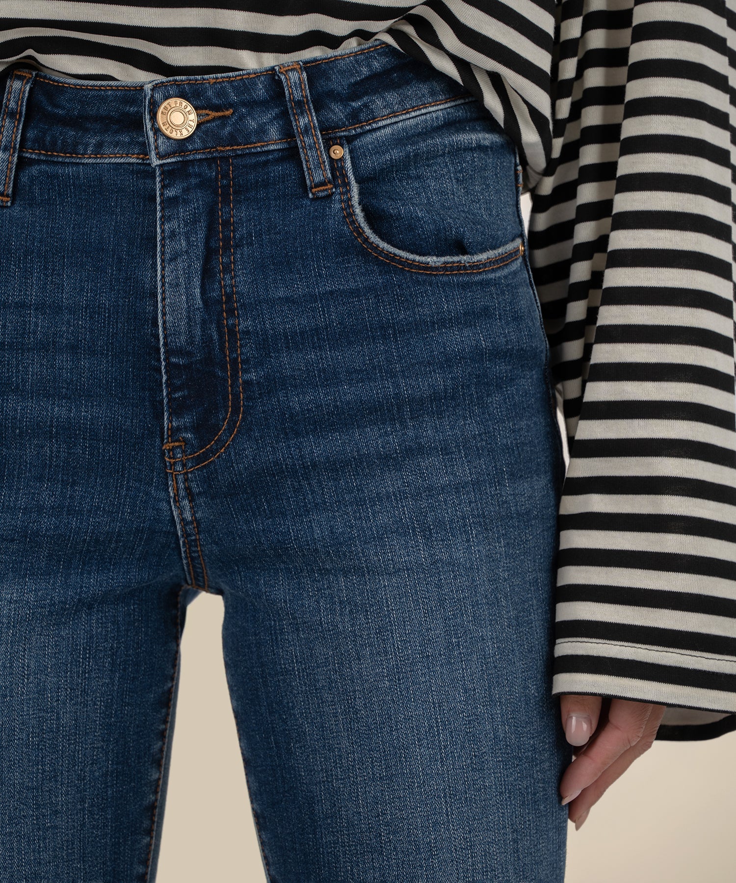 Charlize High Rise Cigarette Leg