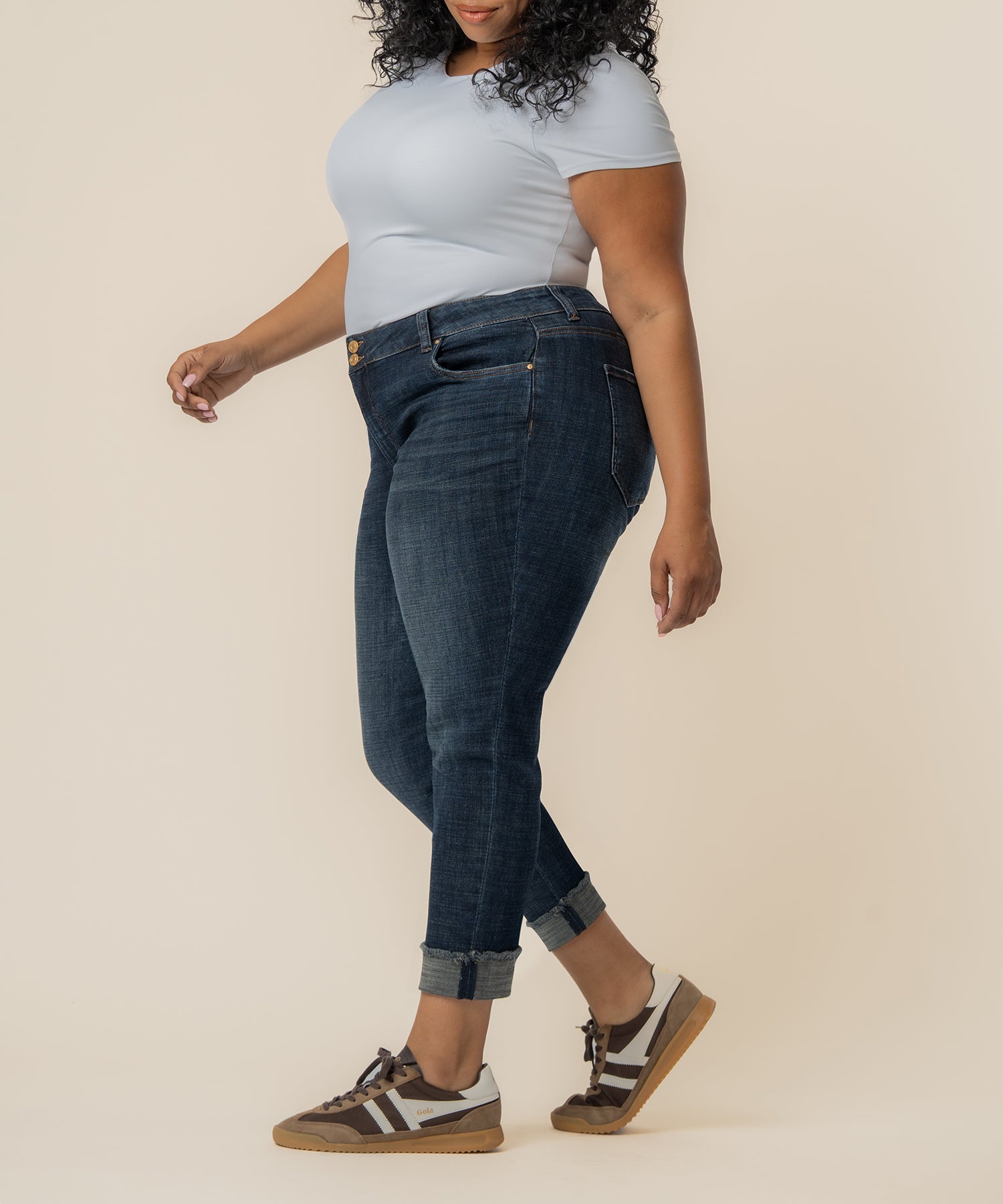 Amy Mid Rise Crop Straight, Plus