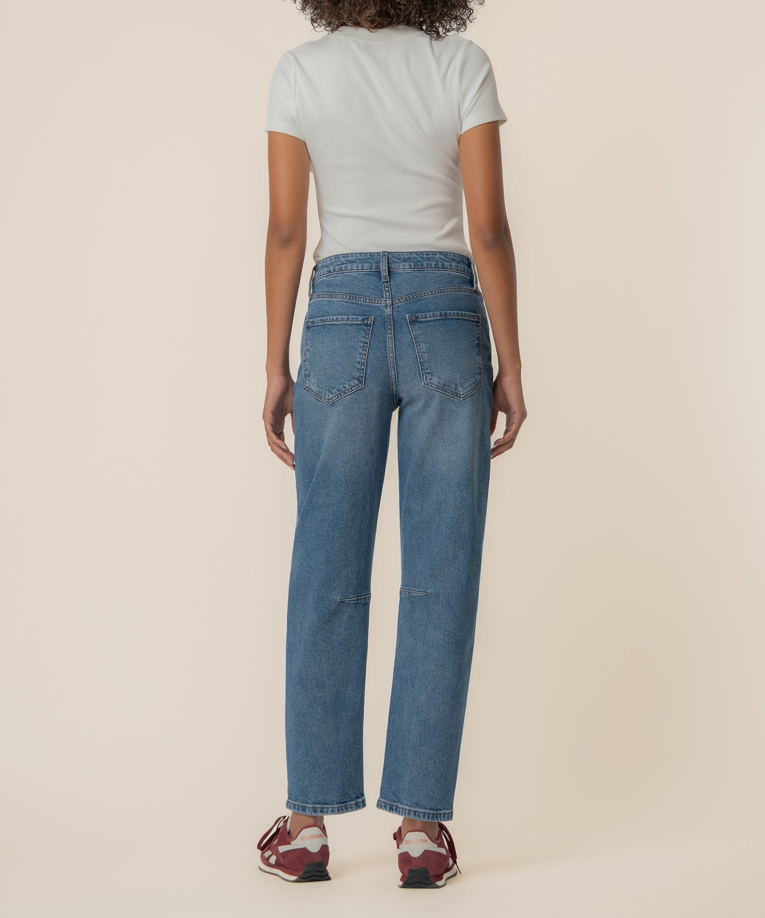 Ashley High Rise Slouchy Barrel Straight Leg in Improving Wash