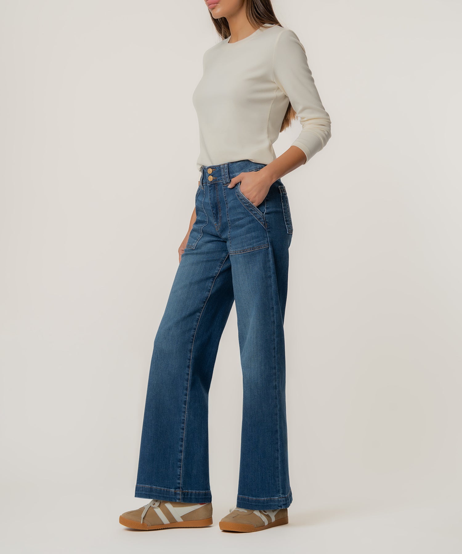 Jodi High Rise Straight Leg in Humanitarian Wash