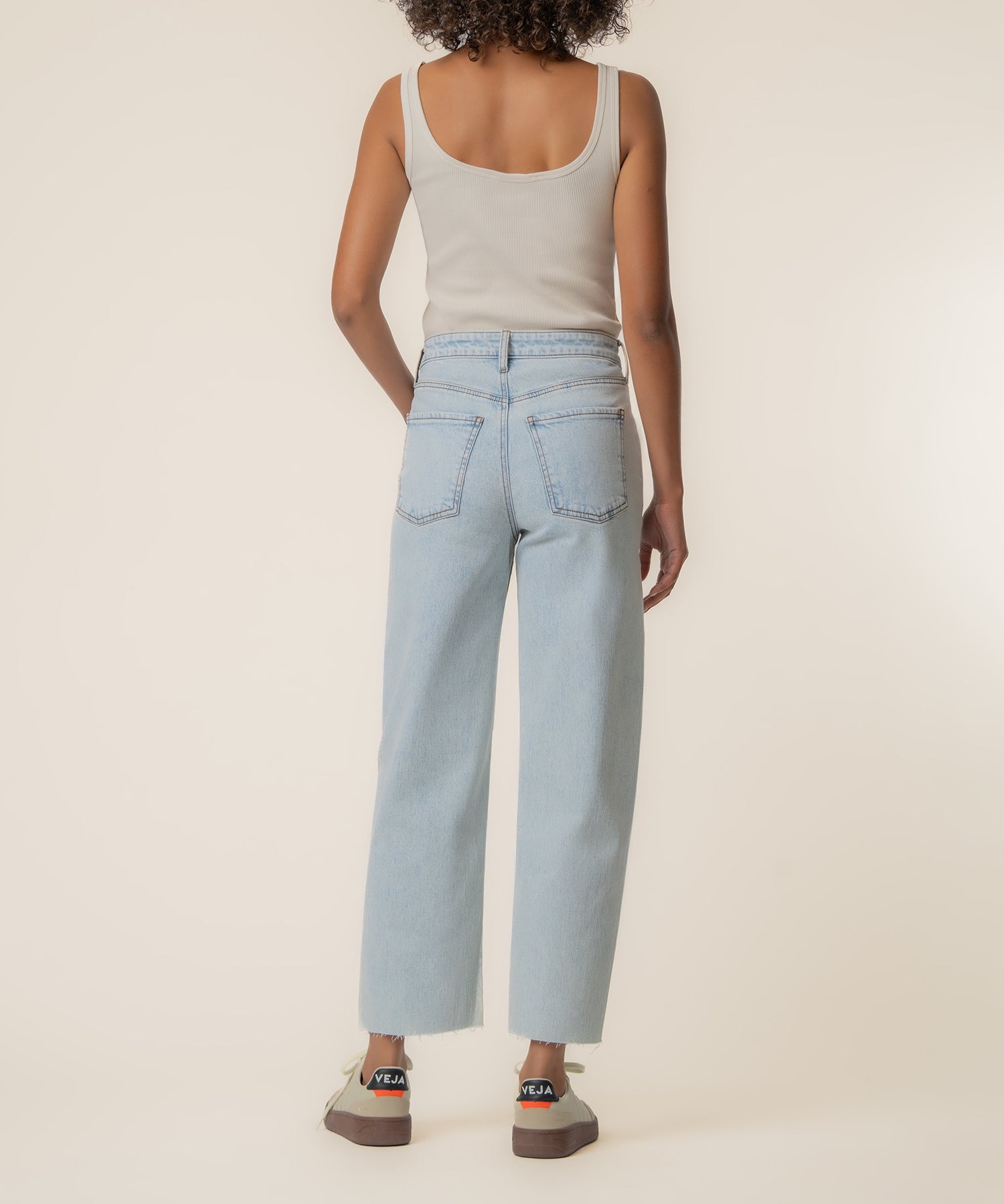 Gwen High Rise Wide Leg in Care Wash