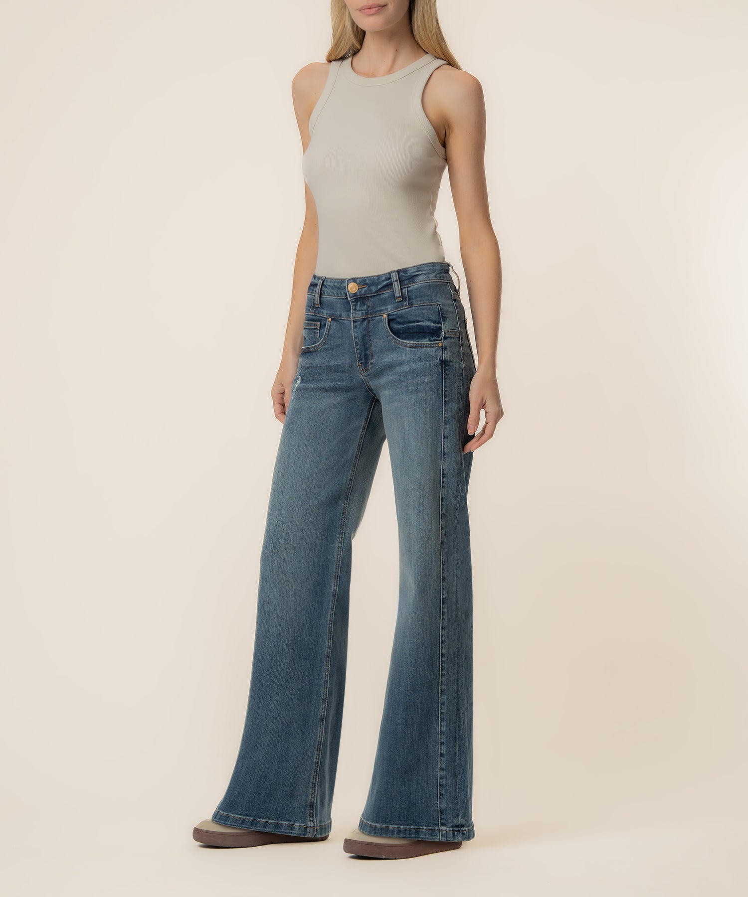 Jean High Rise Wide Straight Leg in Instructive Wash, Exclusive