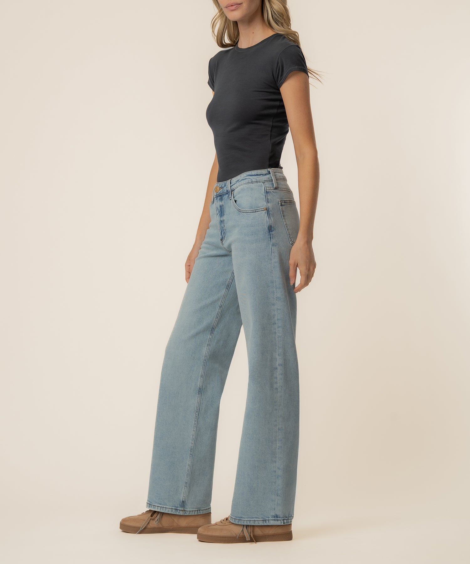 Selena Baggy Low Rise Straight Leg, Exclusive in Power Wash