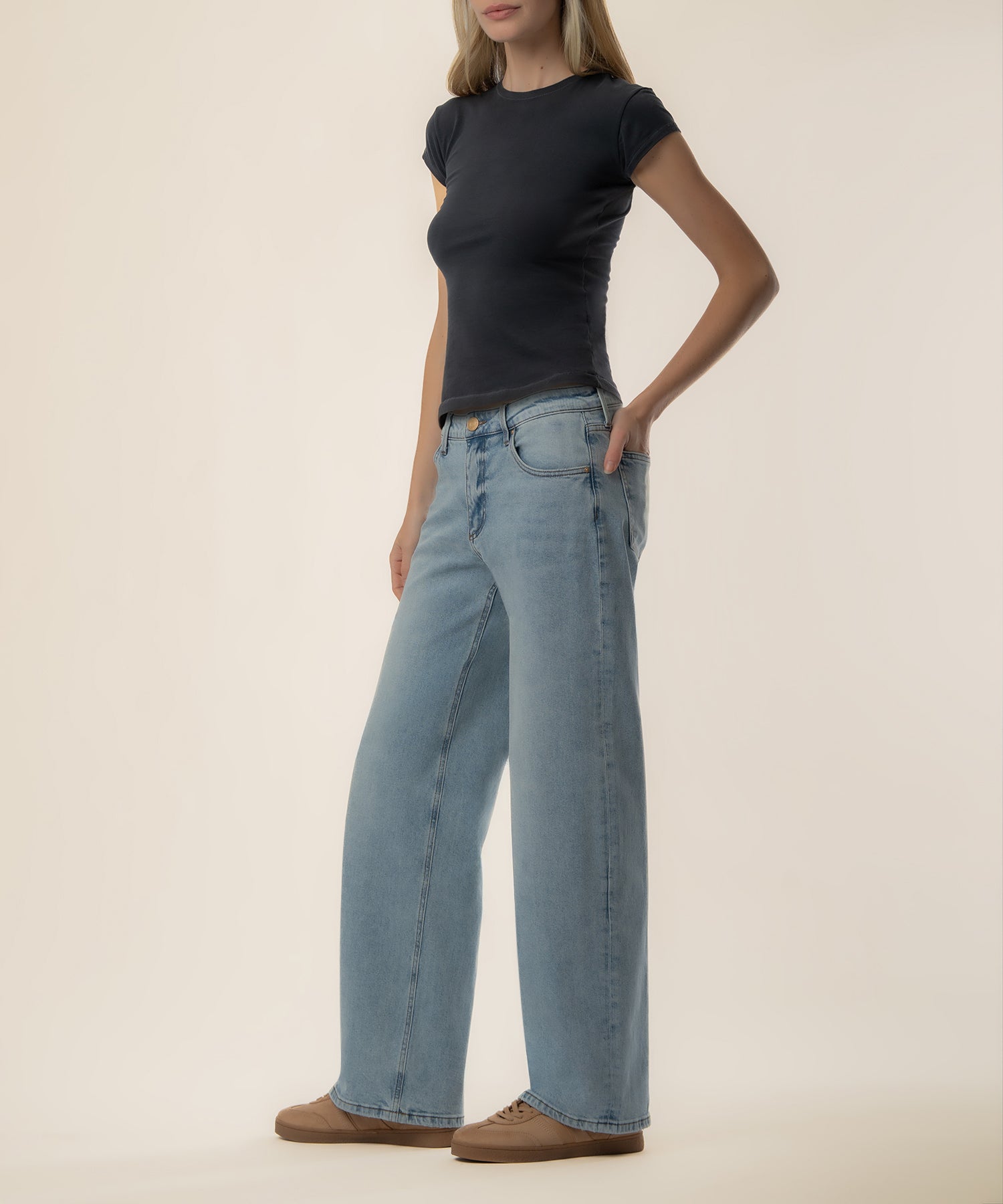 Selena Baggy Low Rise Straight Leg, Exclusive in Power Wash