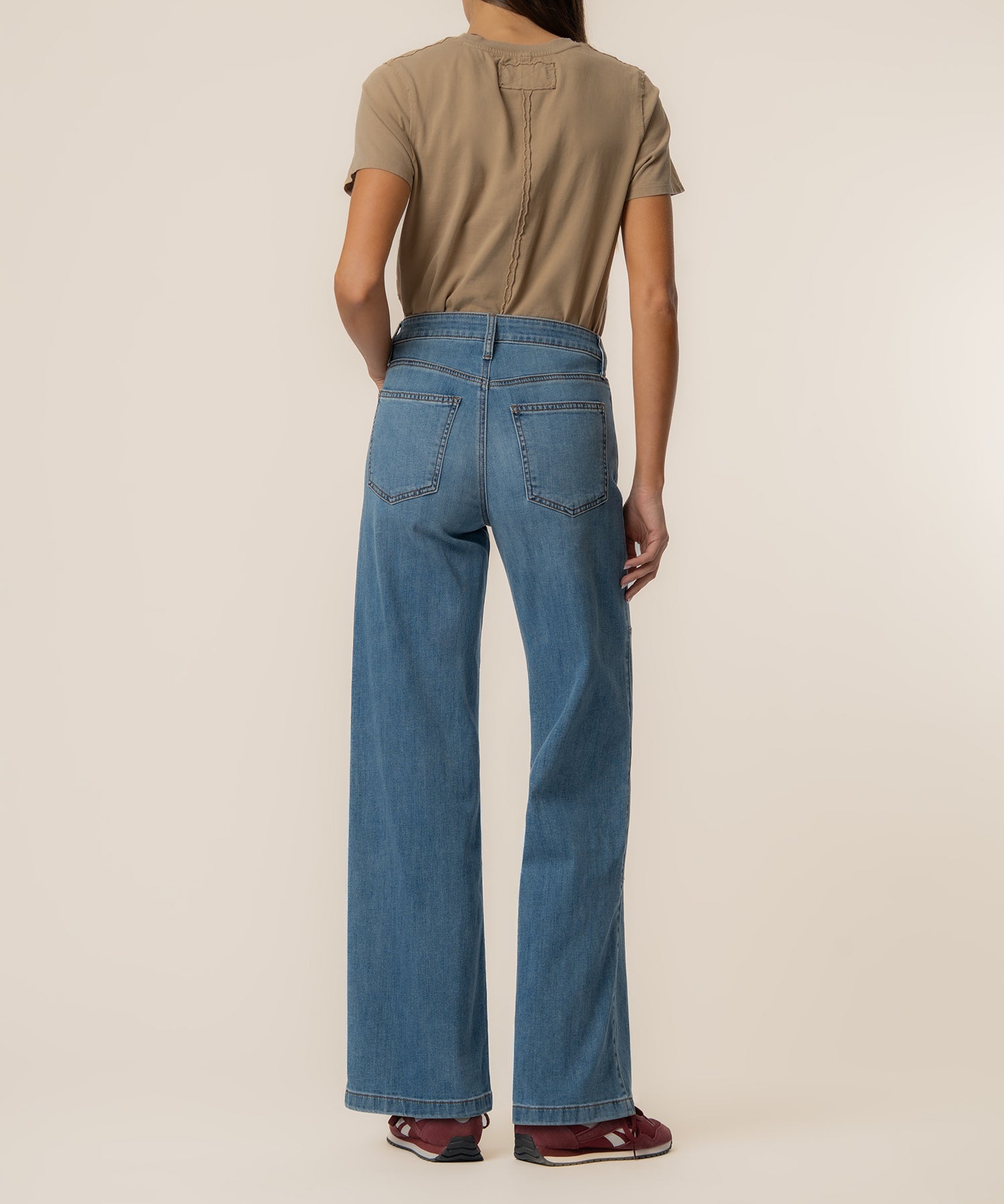 Jodi High Rise Wide Straight Leg in Sleek Wash