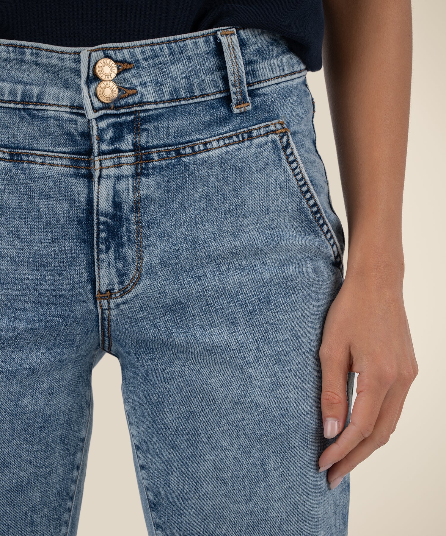 Kelsey High Rise Flare, Exclusive in Profitable Wash