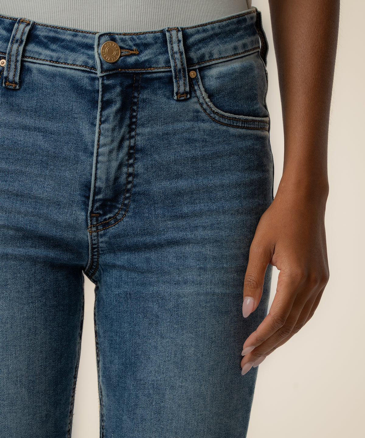 Kelly High Rise Flare in Heroic Wash