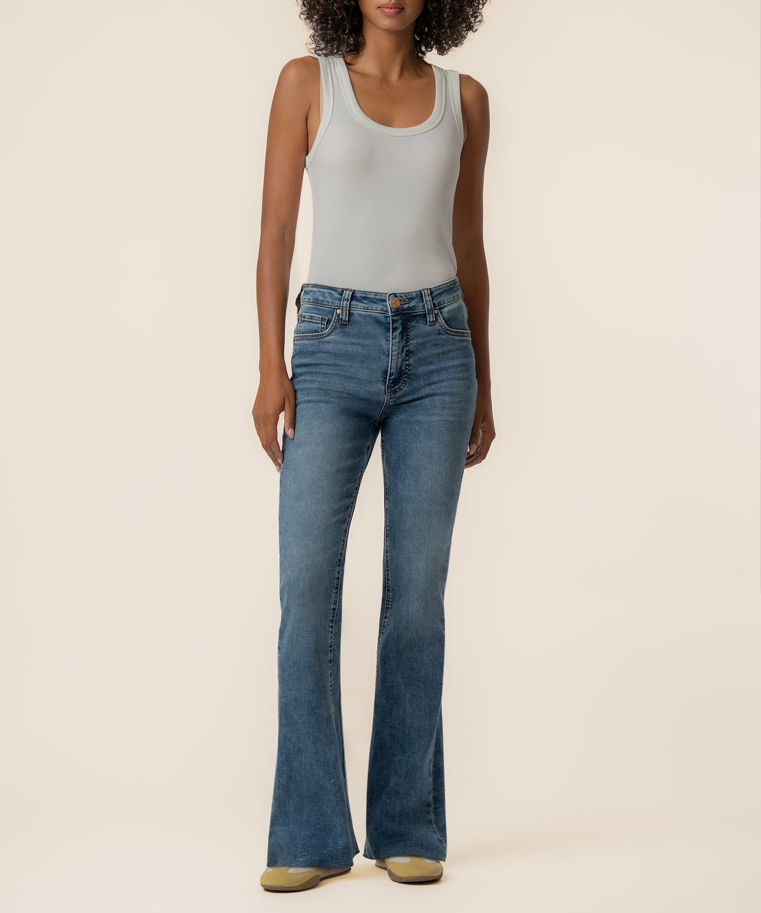 Kelly High Rise Flare in Heroic Wash