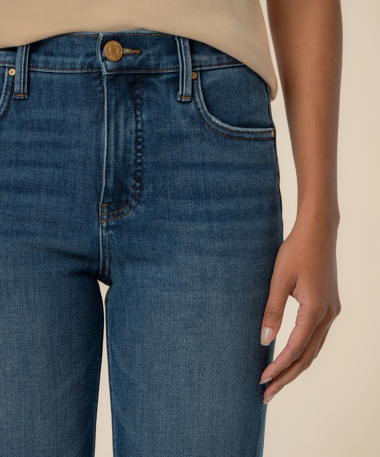 Blair High Rise Straight Leg in Razor Wash