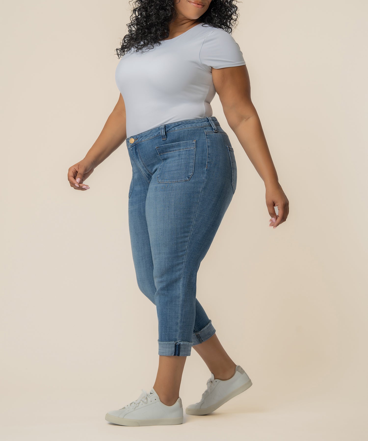 Amy Mid Rise Crop Straight Leg, Plus