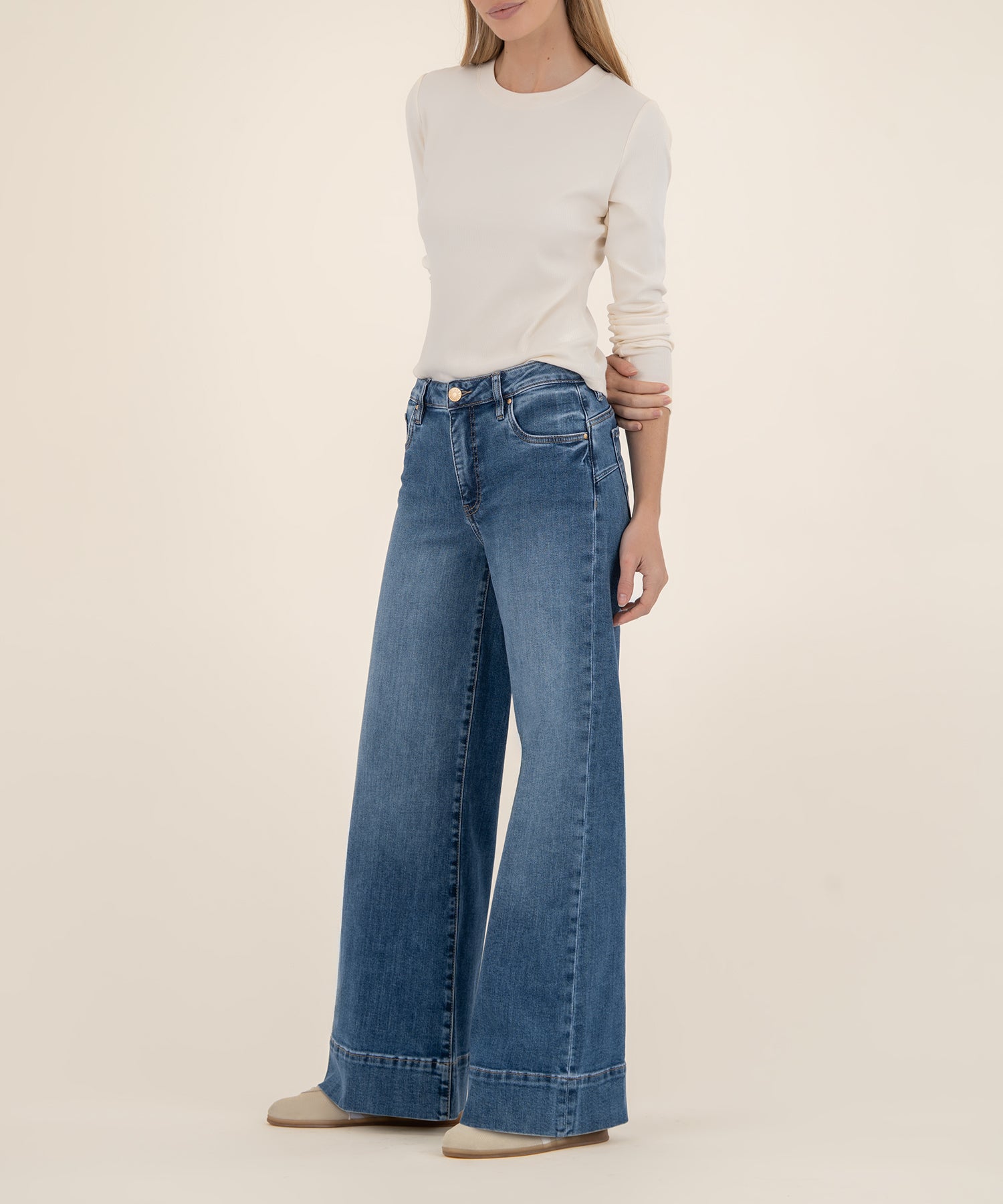 Maya High Rise Wide Leg, Petite in Amuse Wash