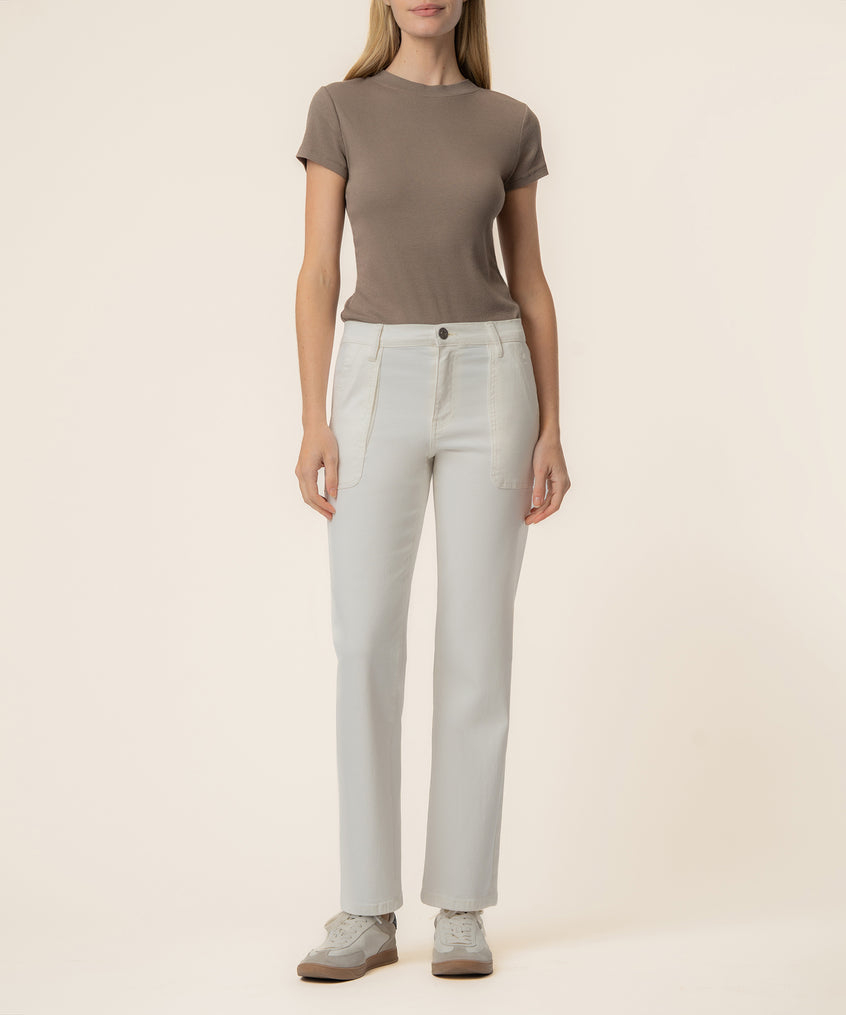 Woman wearing ivory high-rise straight leg jeans with a gray short-sleeve t-shirt.
