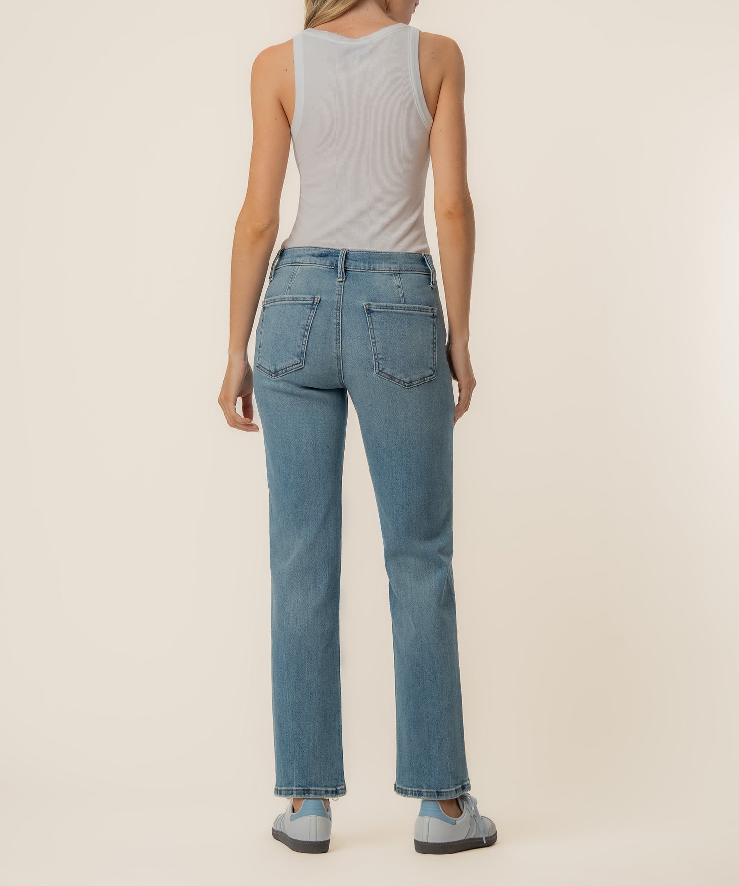 Avery High Rise Straight Leg in Splendid Wash