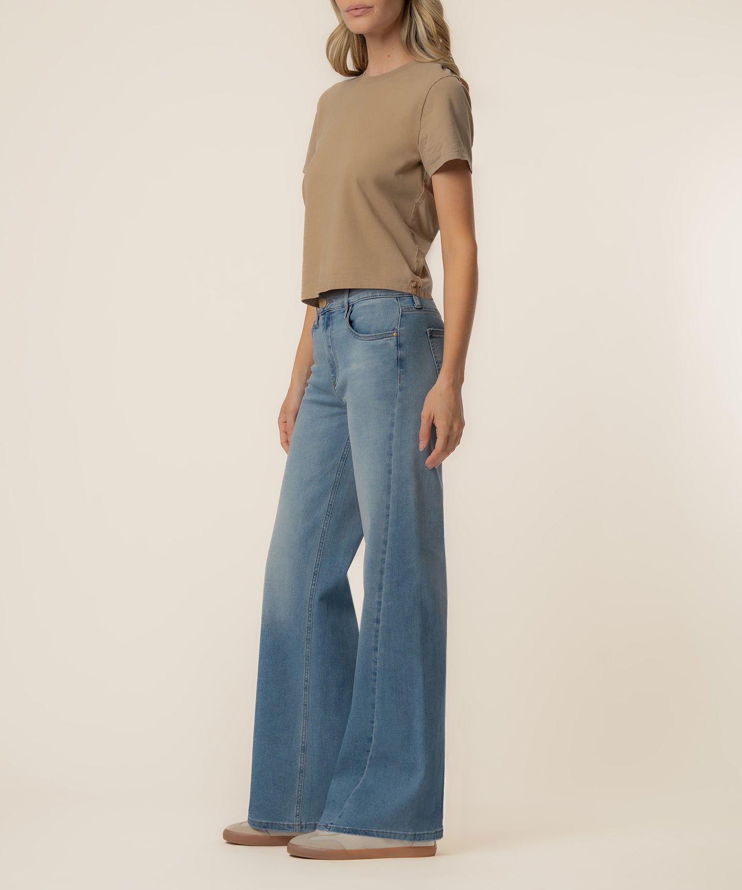 Jean High Rise Wide Leg, Petite in Loveliness Wash