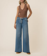 Maya High Rise Wide Leg in Protect Wash